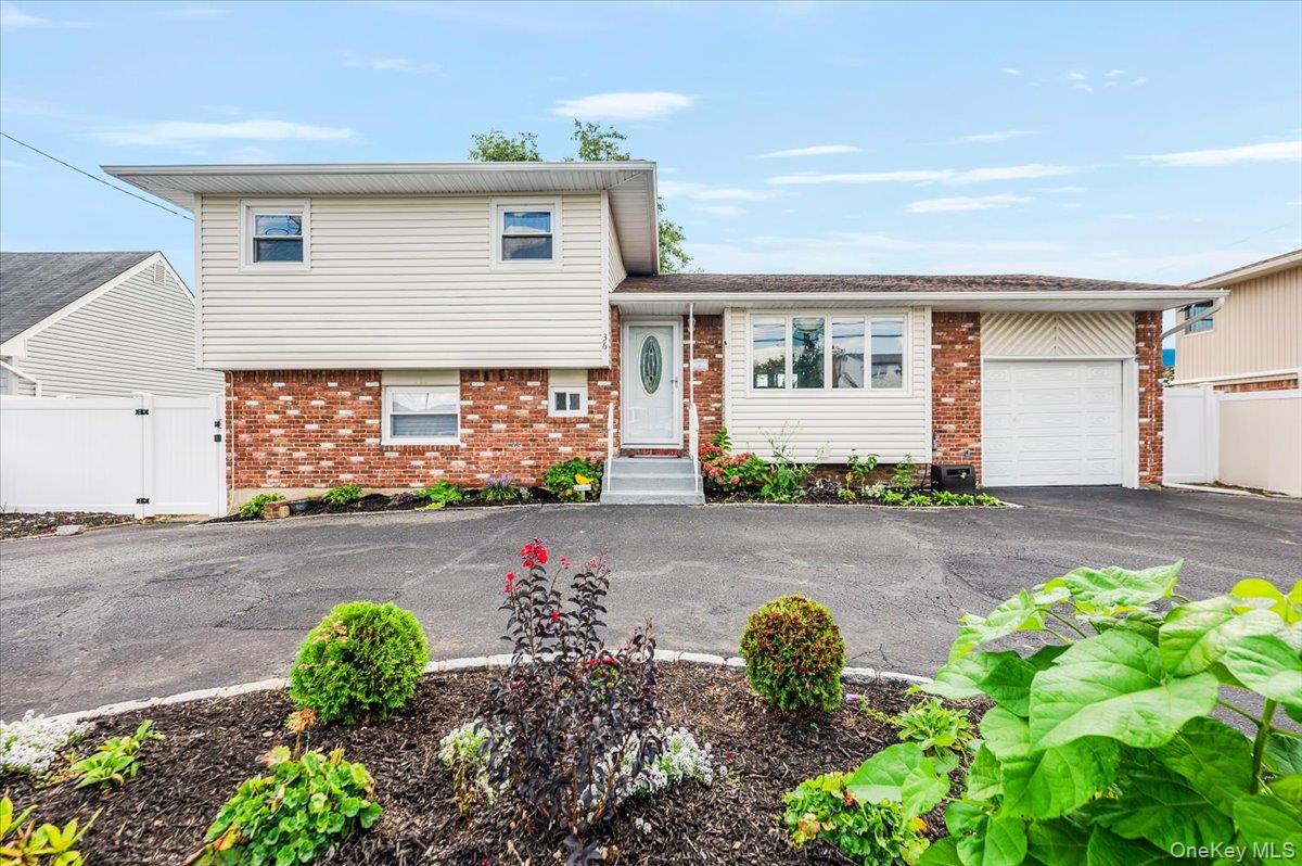36 Michel Avenue, Farmingdale, NY 11735