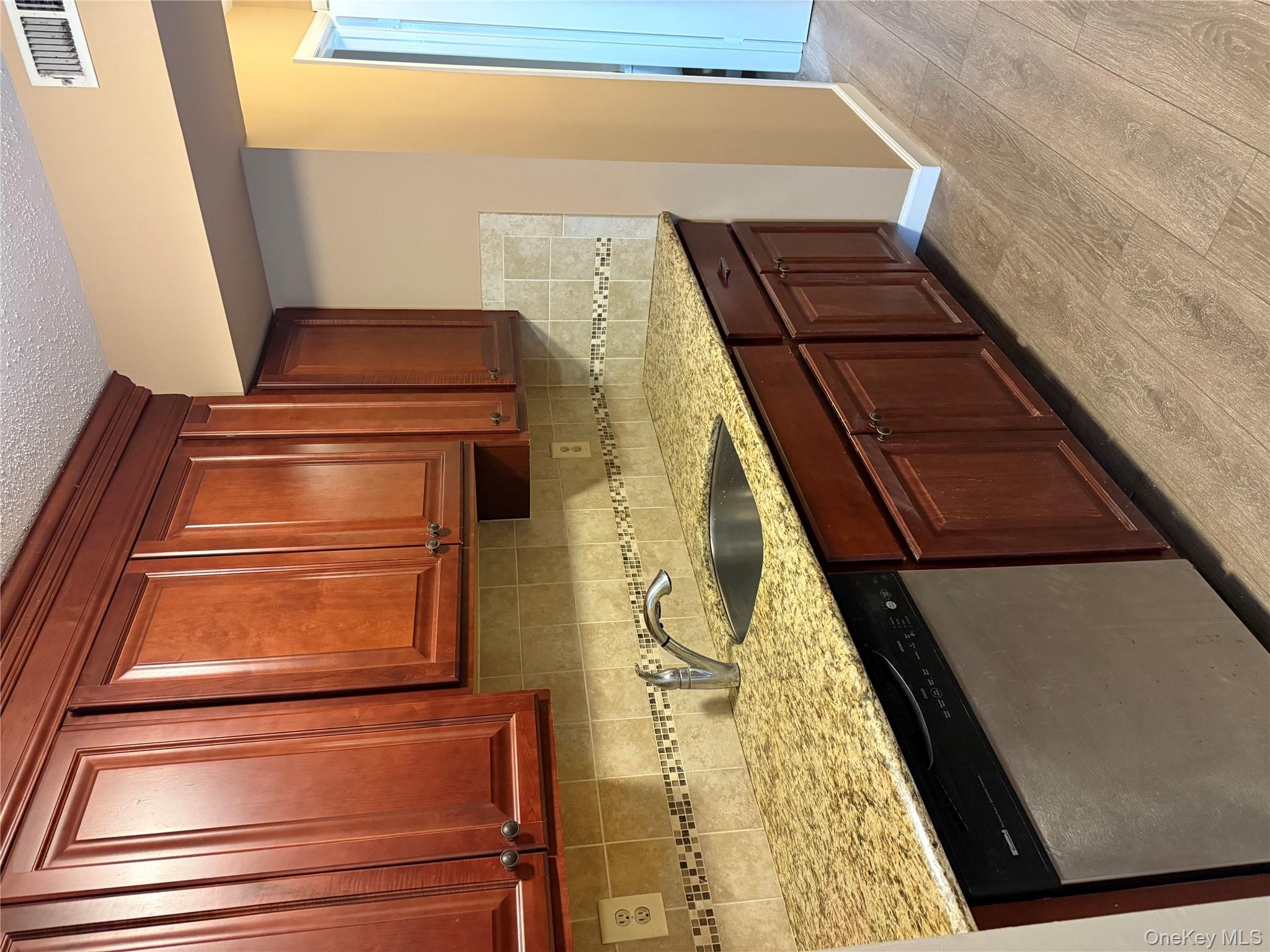 2805 Whispering Hills, Chester, NY 10918