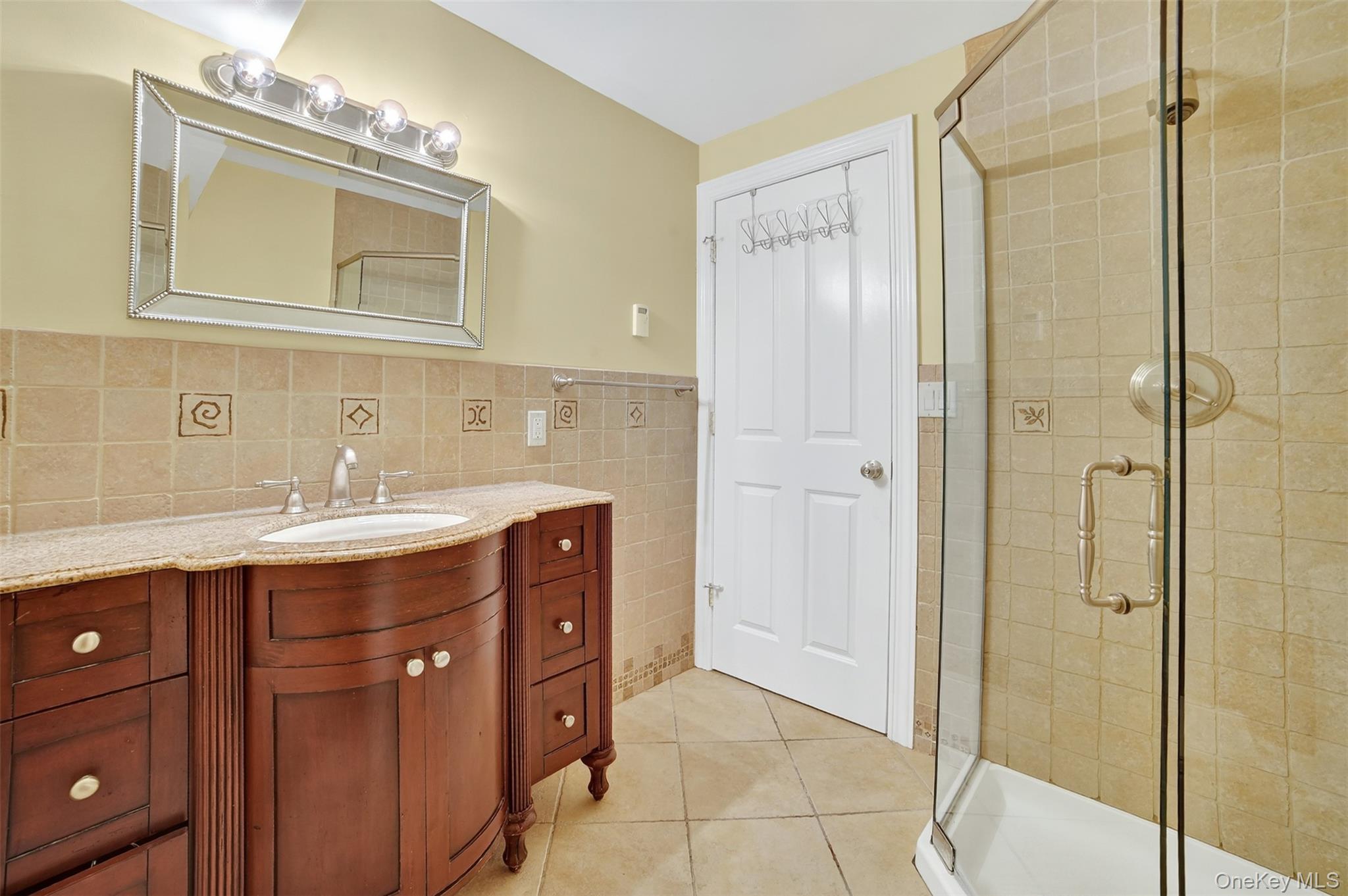 11 Flanders Lane, Cortlandt Manor, NY 10567