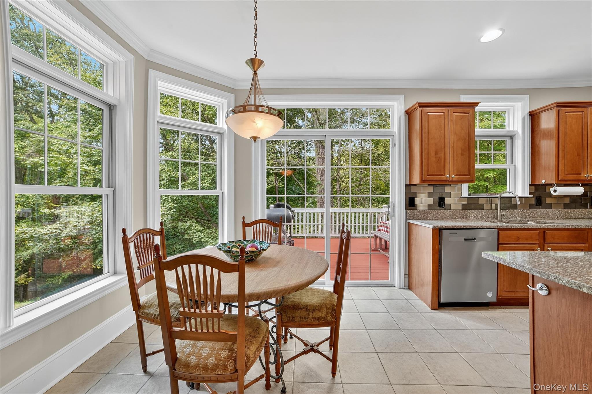 11 Flanders Lane, Cortlandt Manor, NY 10567