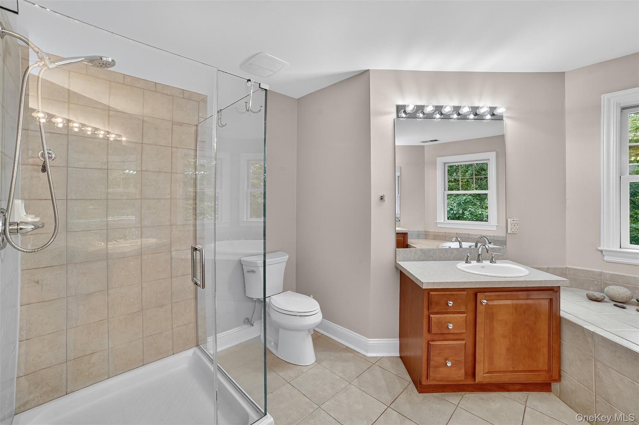 11 Flanders Lane, Cortlandt Manor, NY 10567