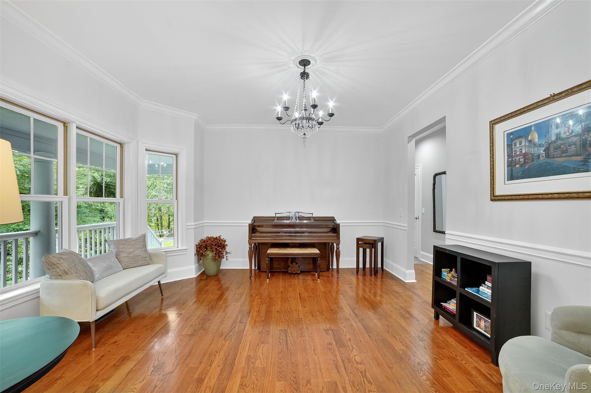 11 Flanders Lane, Cortlandt Manor, NY 10567