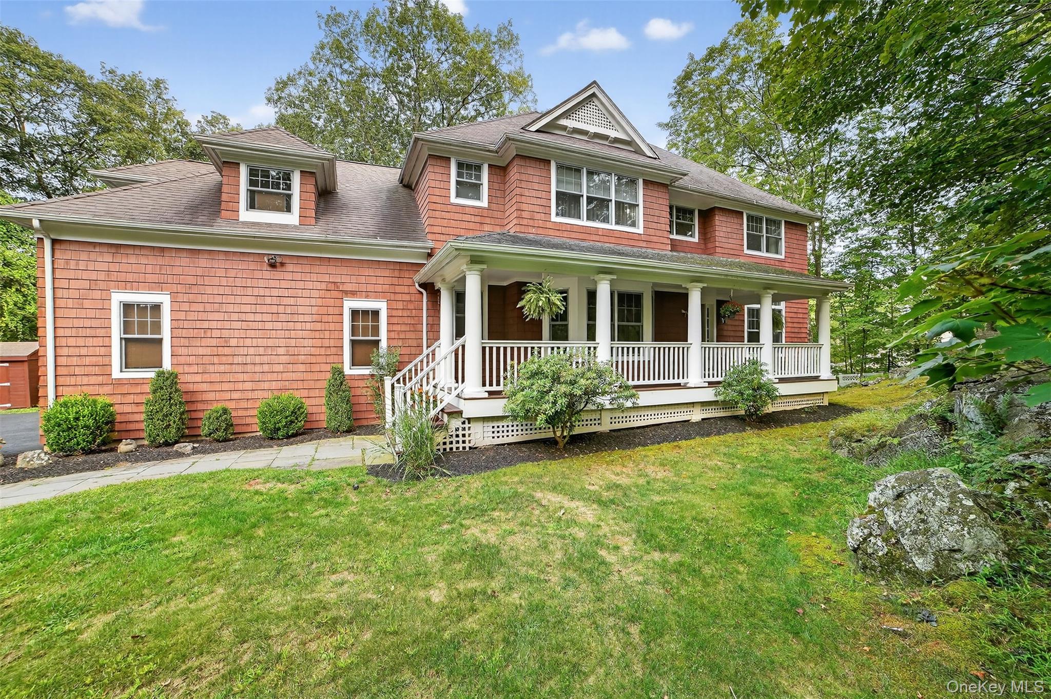 11 Flanders Lane, Cortlandt Manor, NY 10567