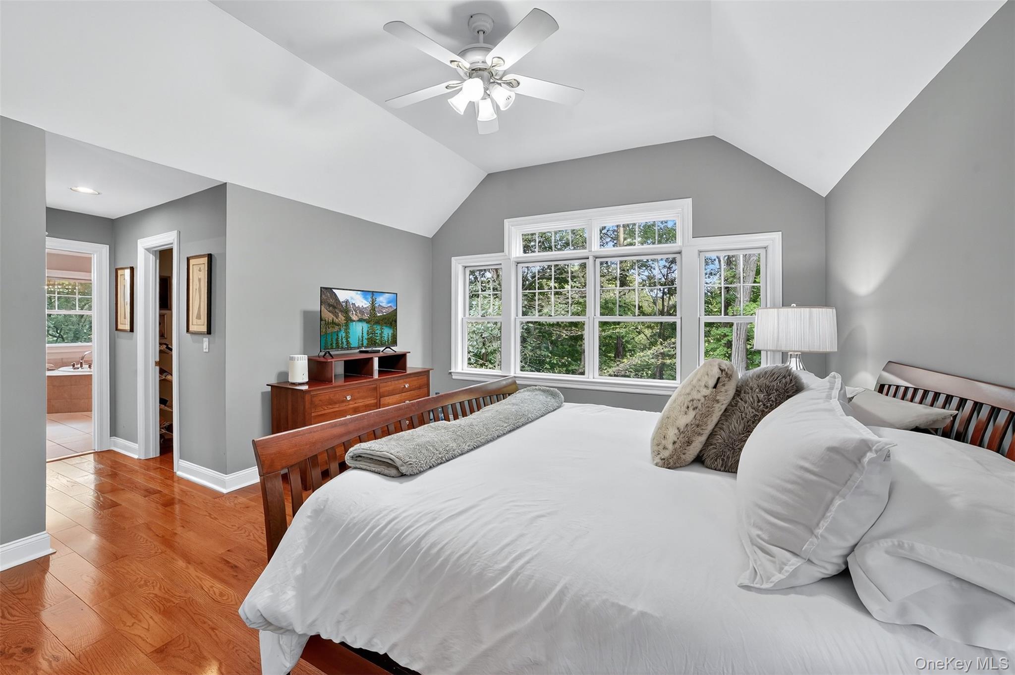 11 Flanders Lane, Cortlandt Manor, NY 10567