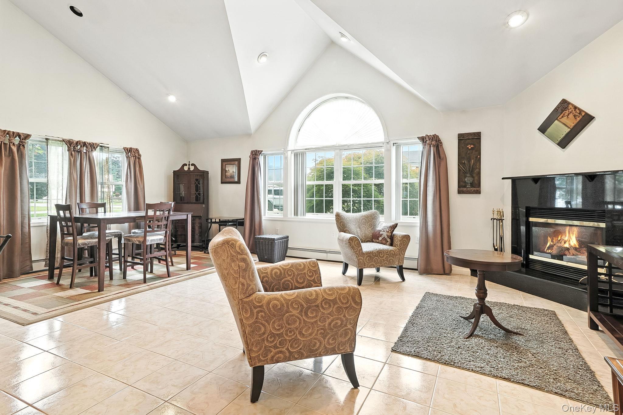 20 Bernadette Way, Washingtonville, NY 10992