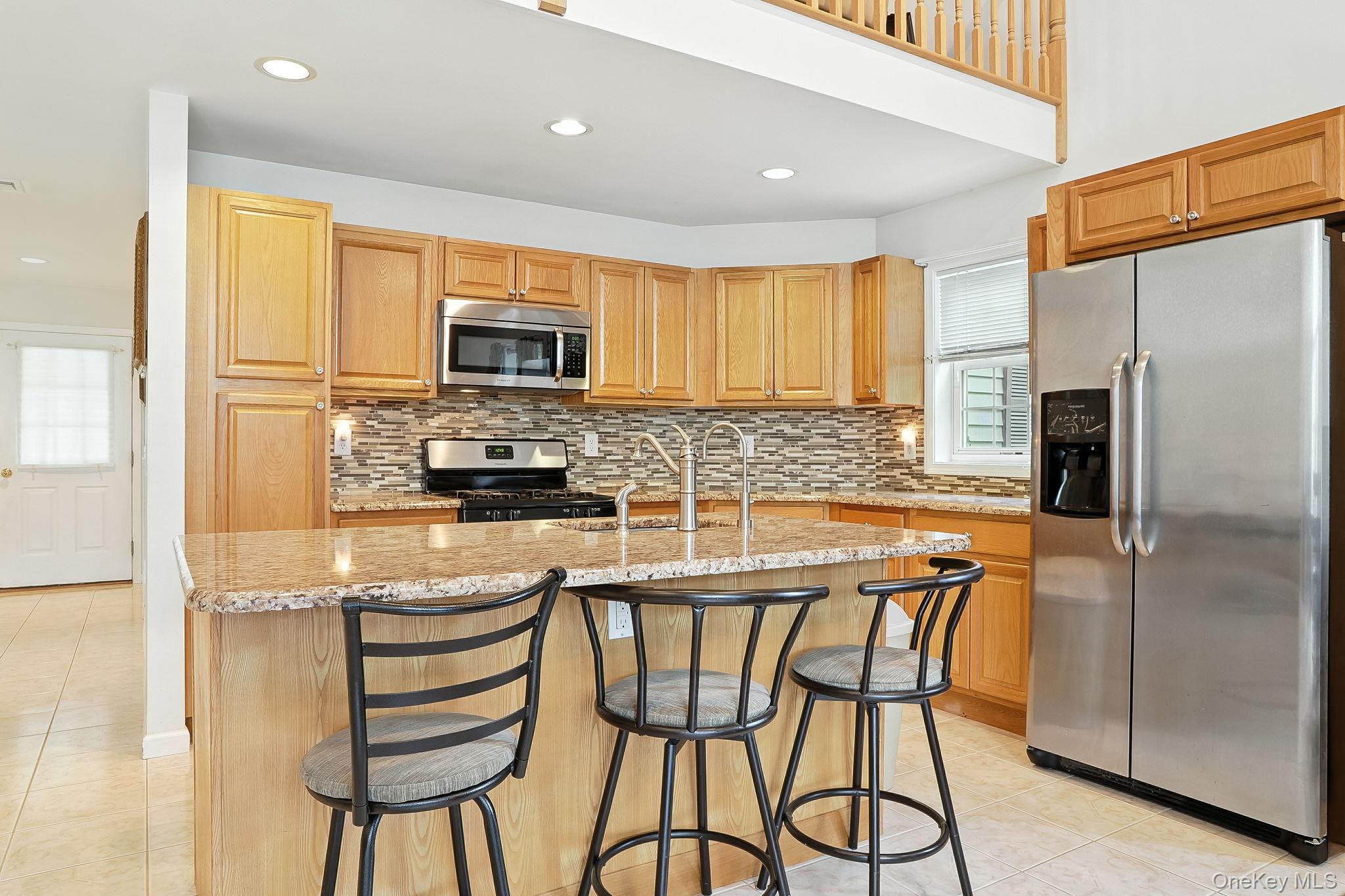 20 Bernadette Way, Washingtonville, NY 10992