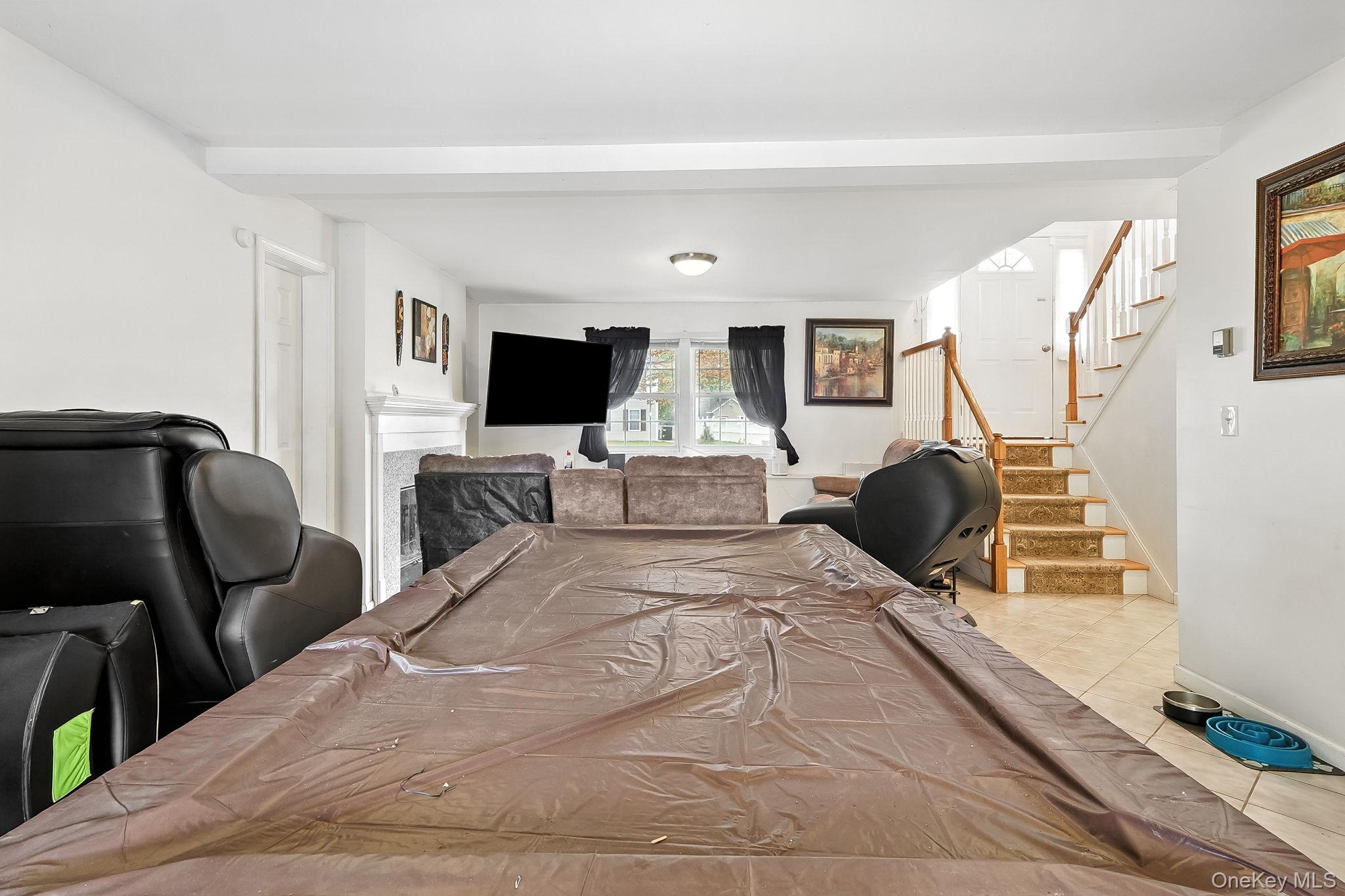 20 Bernadette Way, Washingtonville, NY 10992