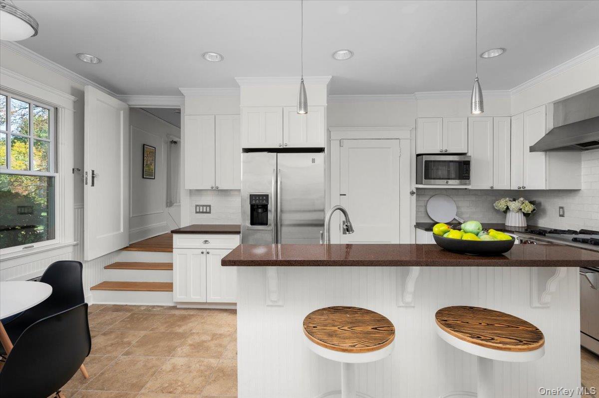 89 Young Avenue, Pelham, NY 10803