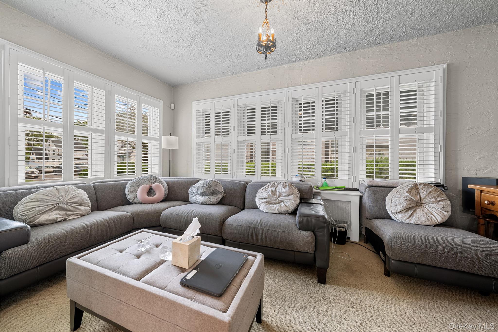 47 Stratford Road, West Hempstead, NY 11552