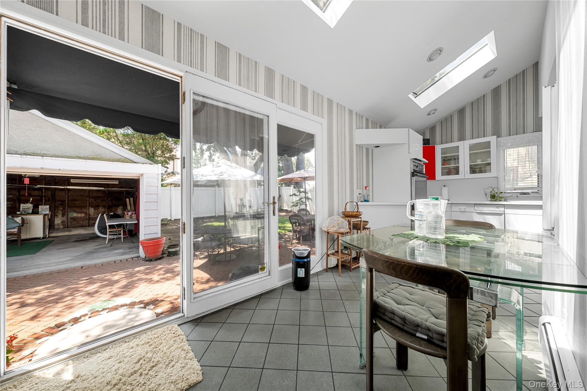 47 Stratford Road, West Hempstead, NY 11552