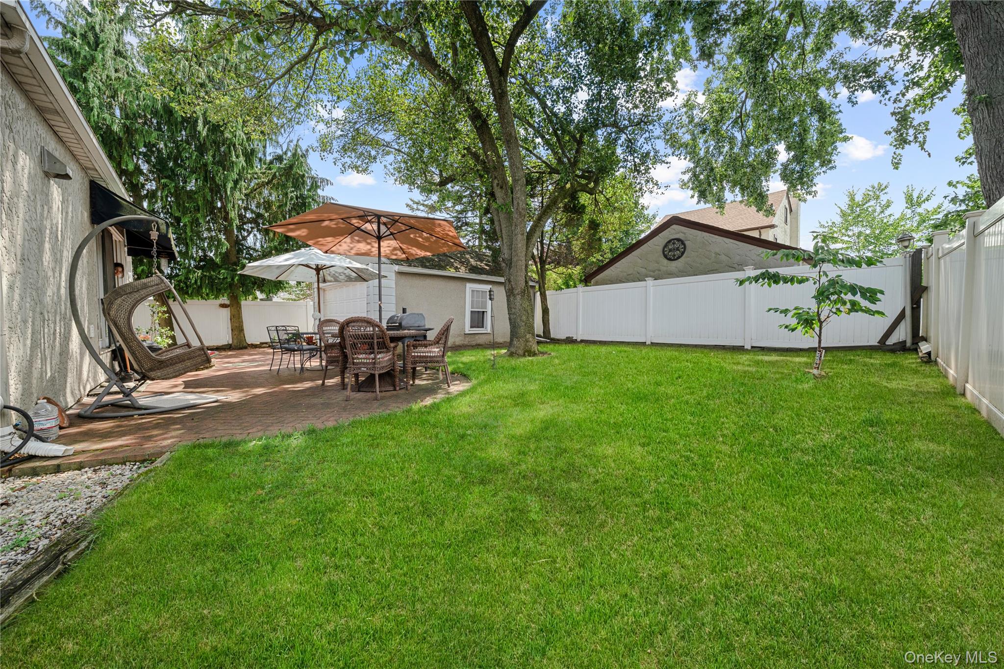 47 Stratford Road, West Hempstead, NY 11552