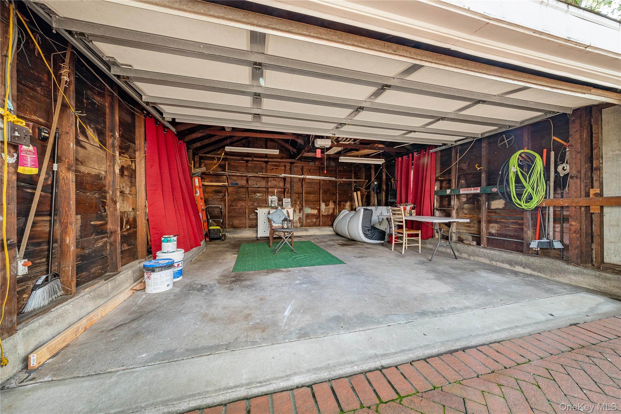 47 Stratford Road, West Hempstead, NY 11552