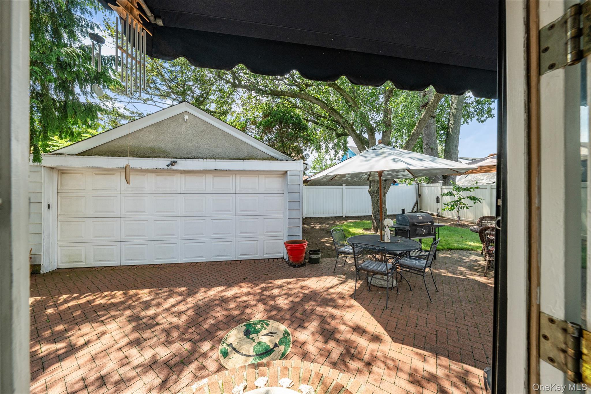 47 Stratford Road, West Hempstead, NY 11552