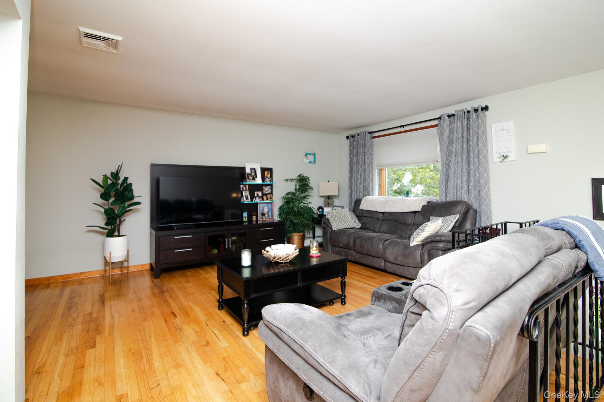 3 Continental Lane, Washingtonville, NY 10992