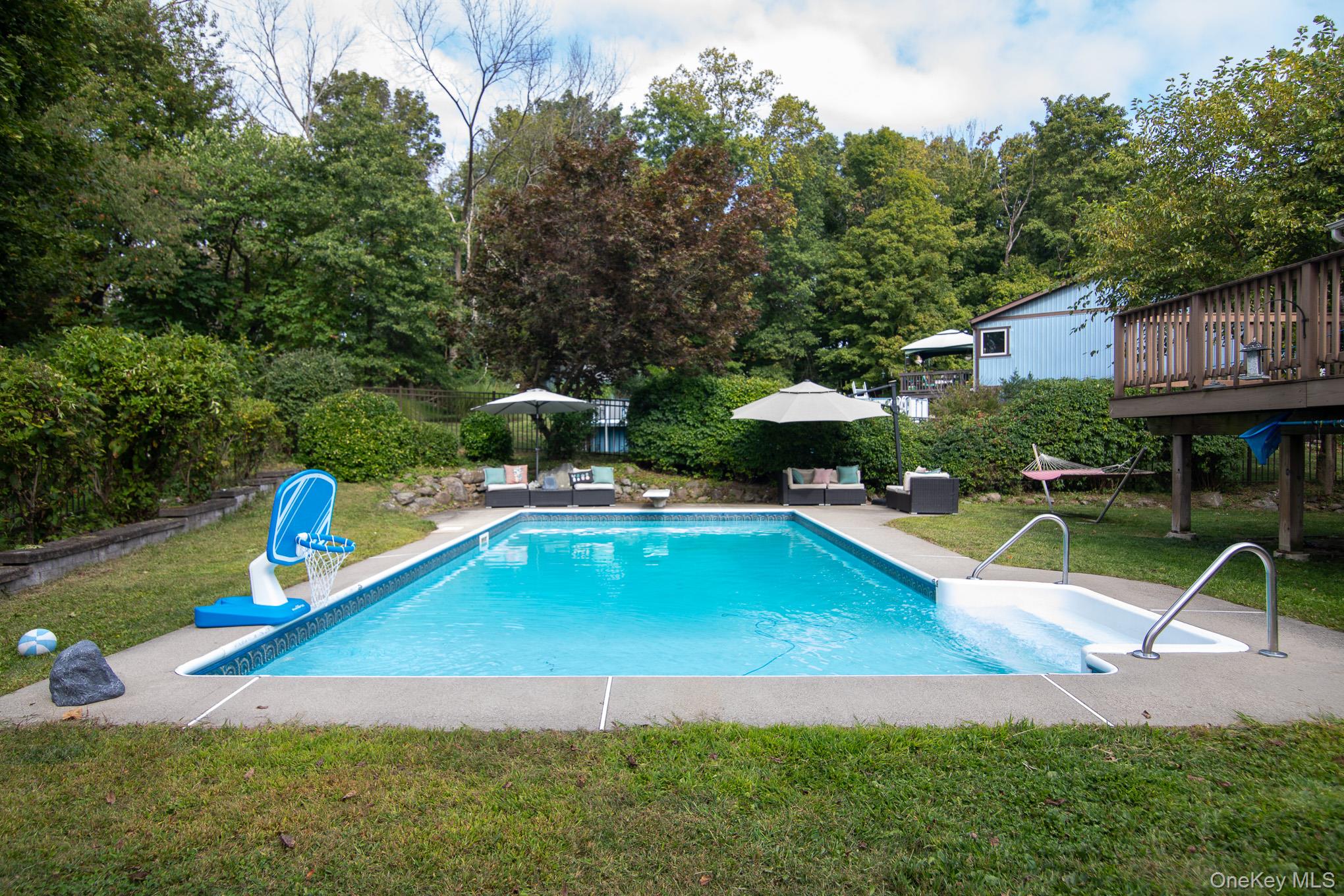 3 Continental Lane, Washingtonville, NY 10992