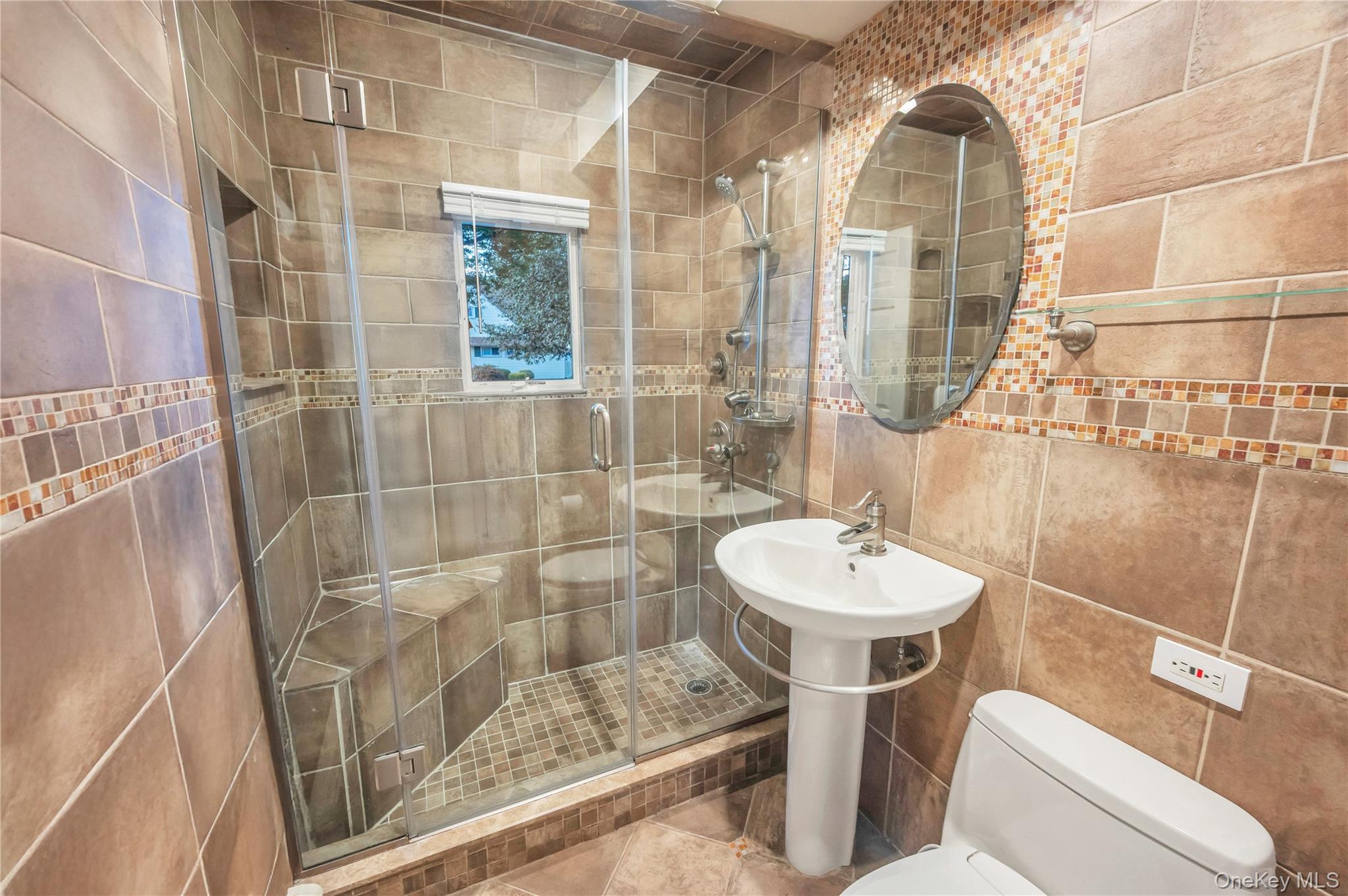 99 Lantern Road, Hicksville, NY 11801