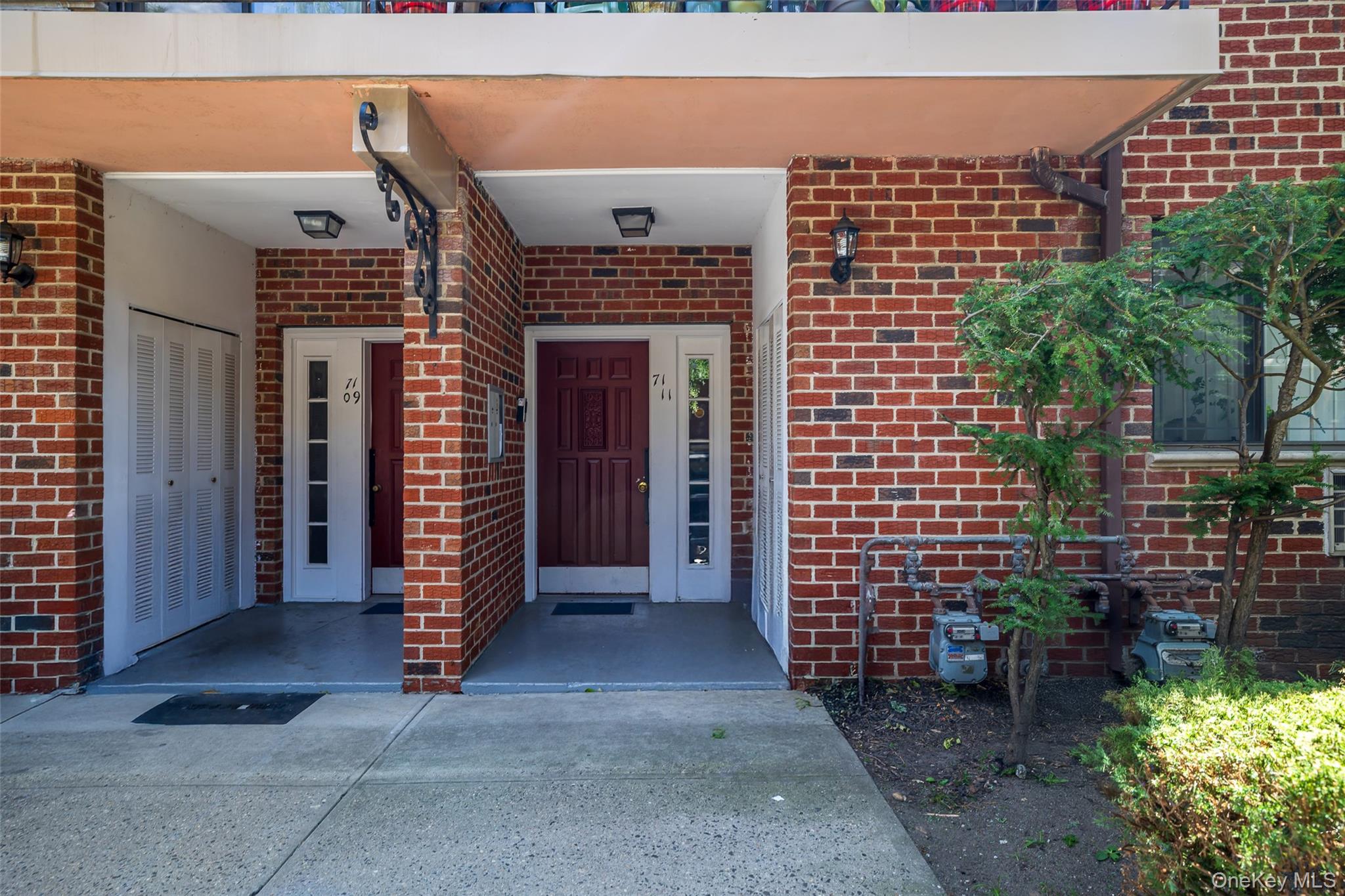 7111 Sutton Place # 3, Fresh Meadows, NY 11365