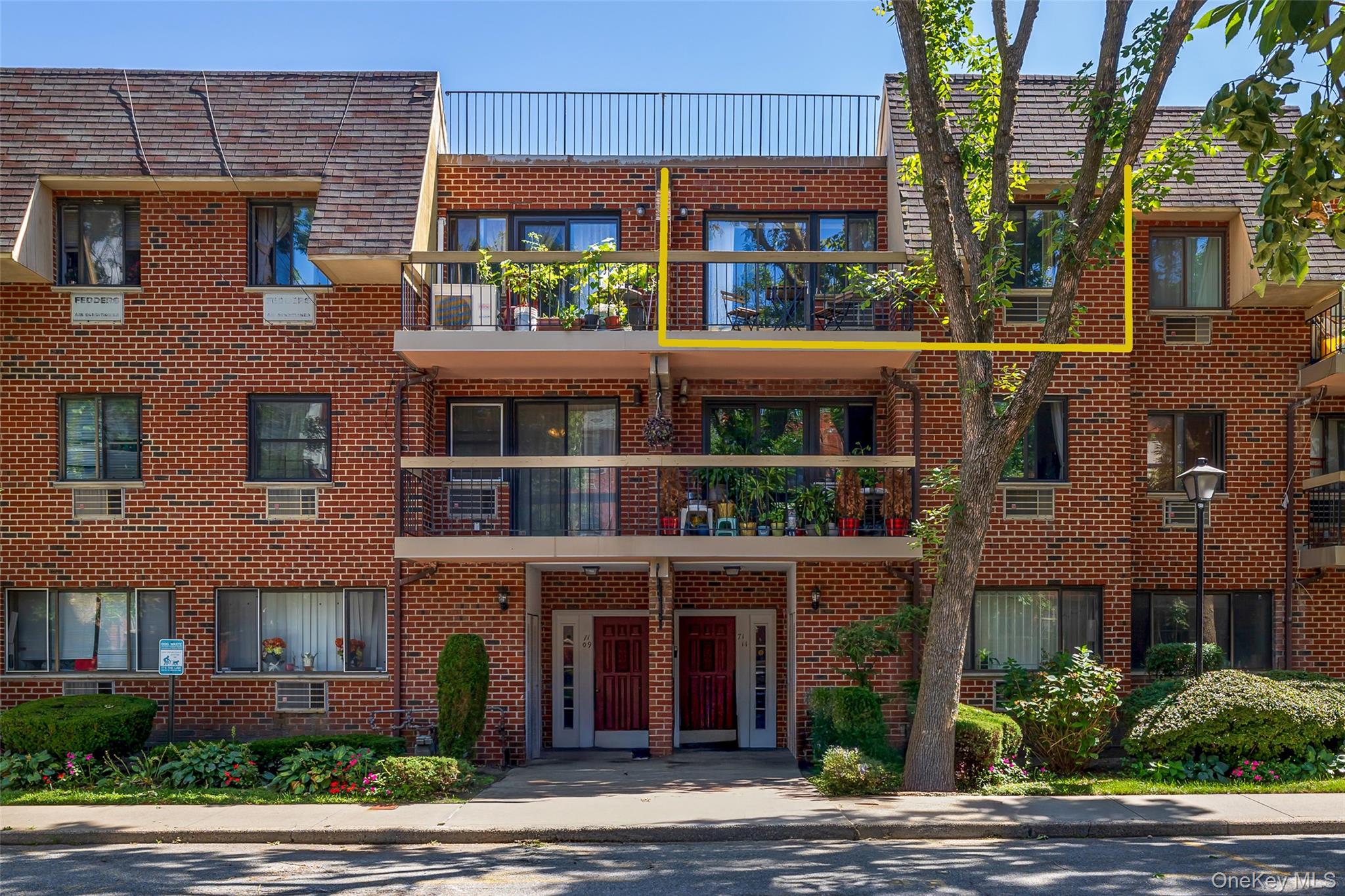 7111 Sutton Place # 3, Fresh Meadows, NY 11365