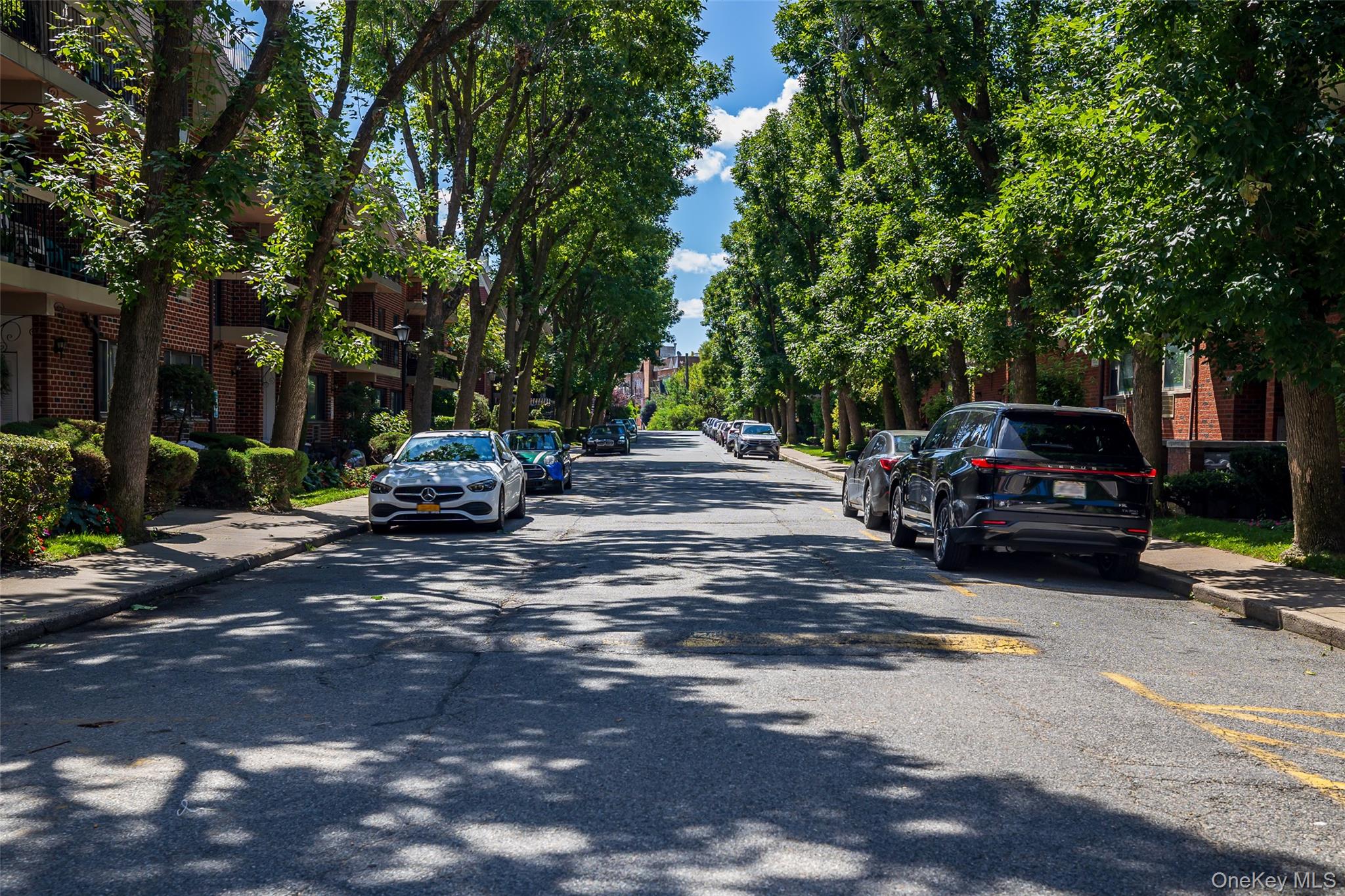 7111 Sutton Place # 3, Fresh Meadows, NY 11365