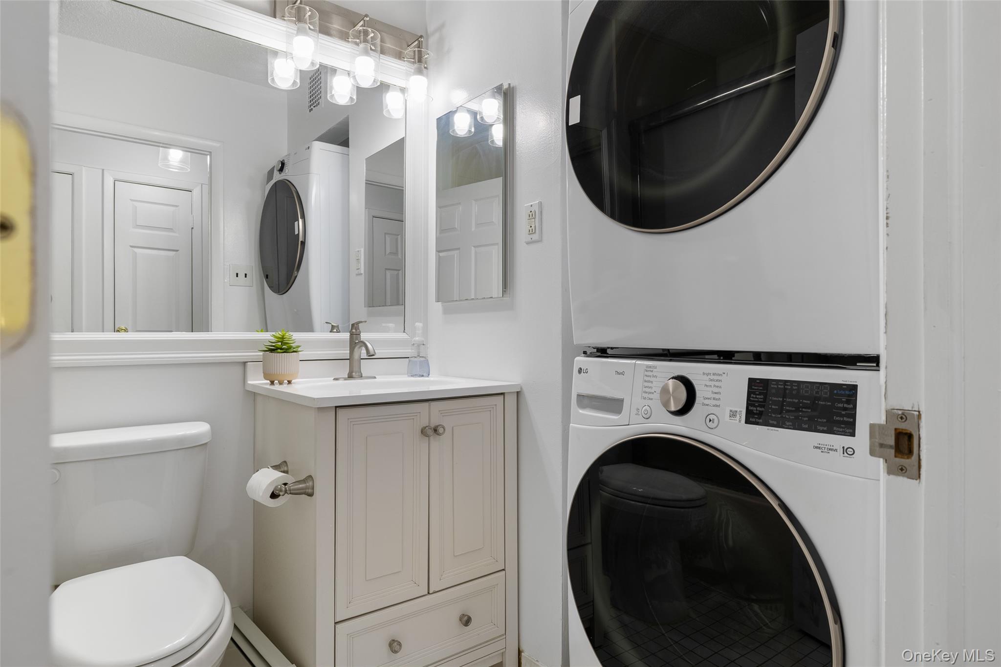 7111 Sutton Place # 3, Fresh Meadows, NY 11365