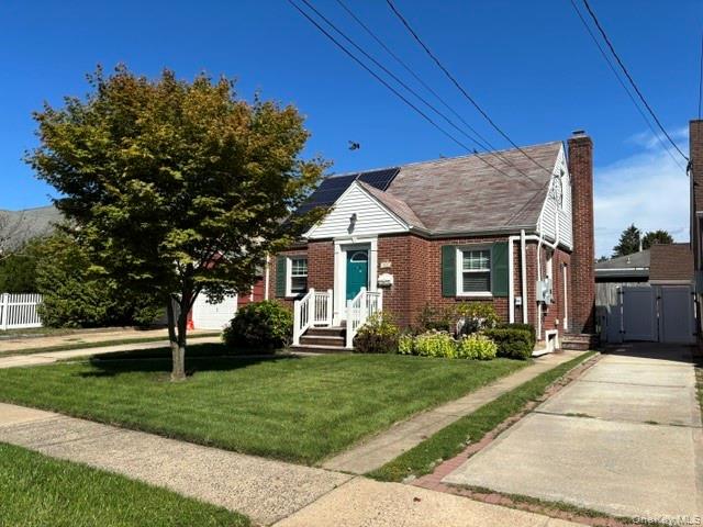 62 Poppy Avenue, Franklin Square, NY 11010