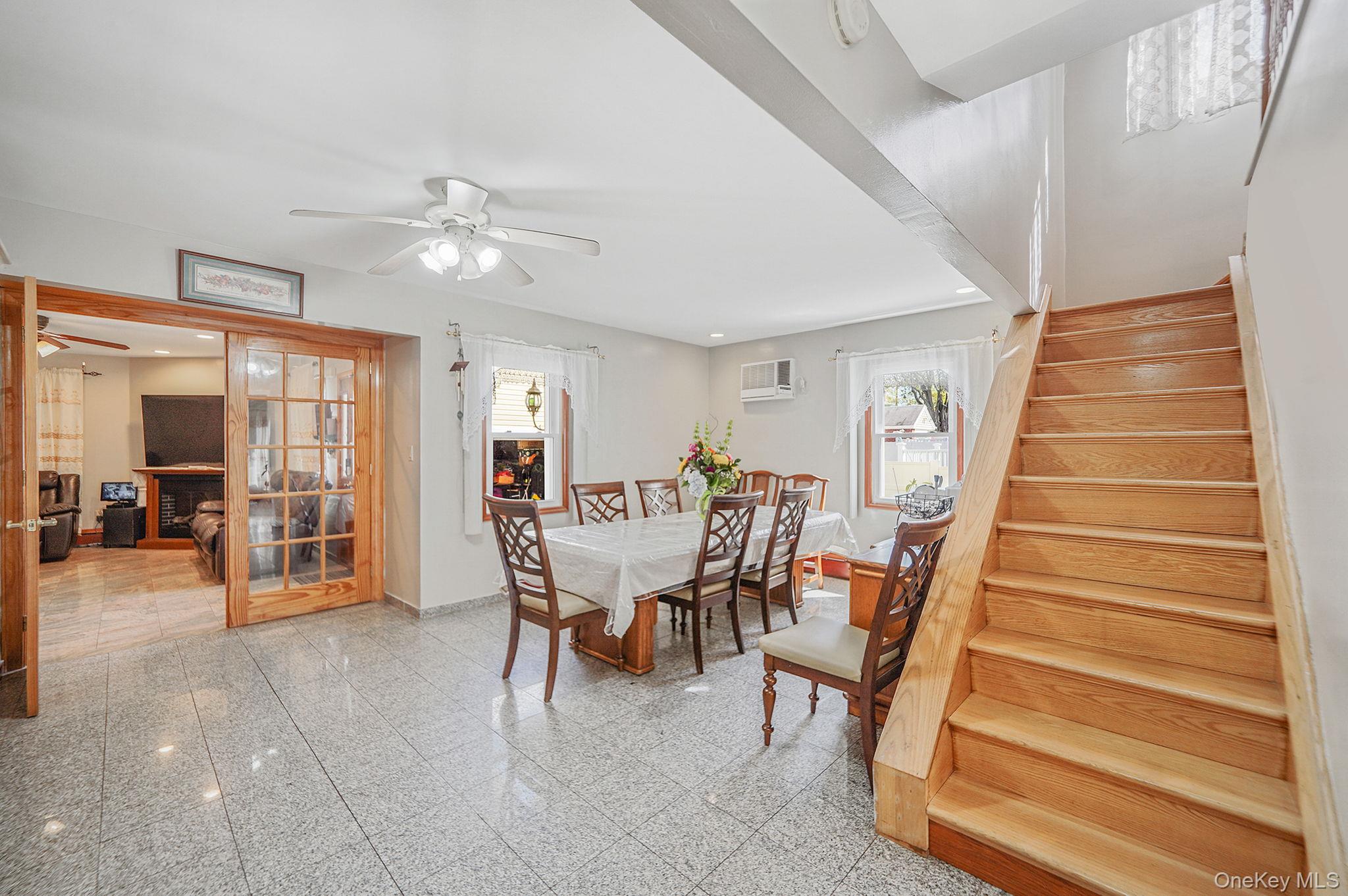 1022 Rosegold Street, Franklin Square, NY 11010