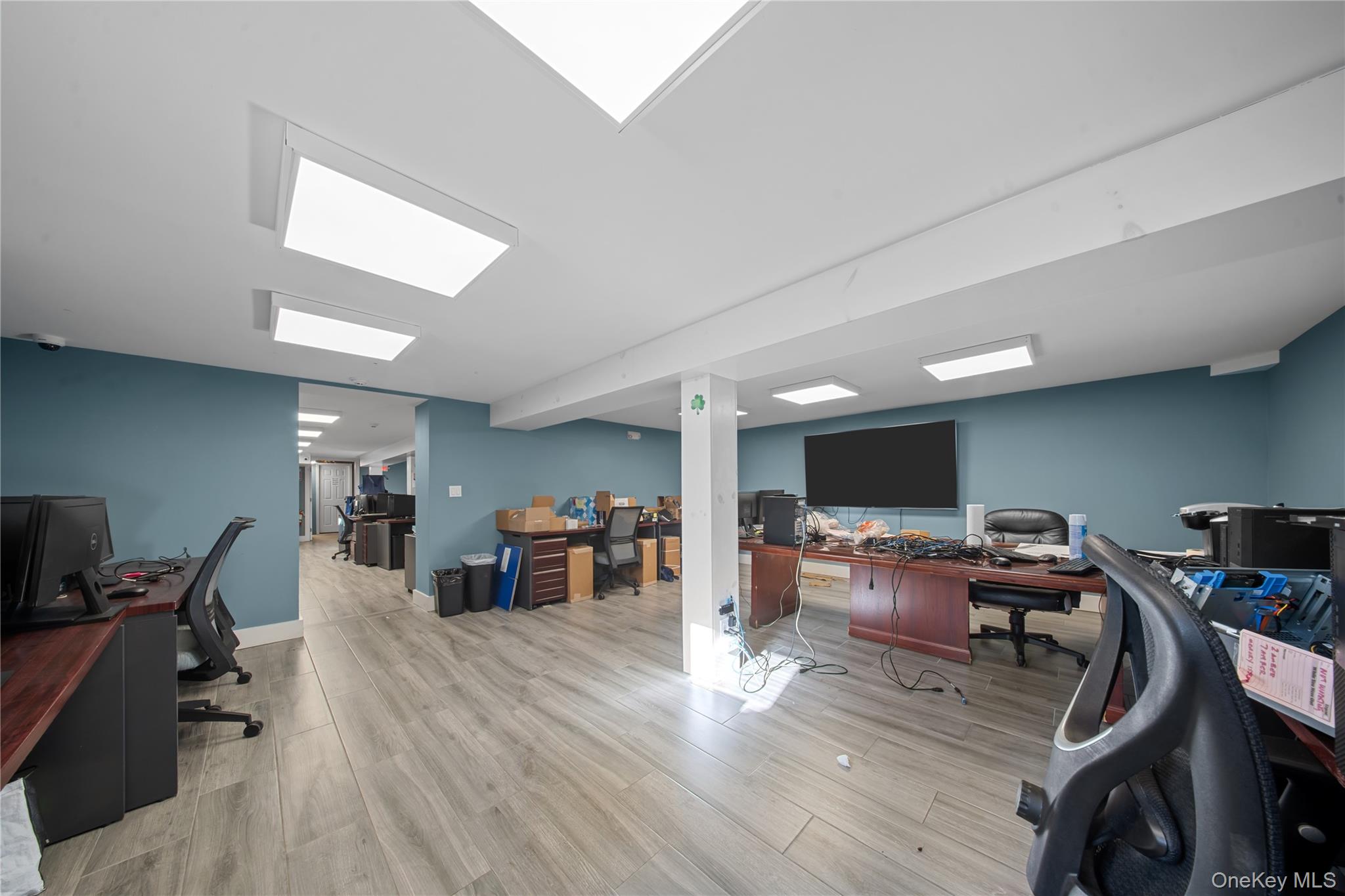 551 North Country Road, Saint James, NY 11780