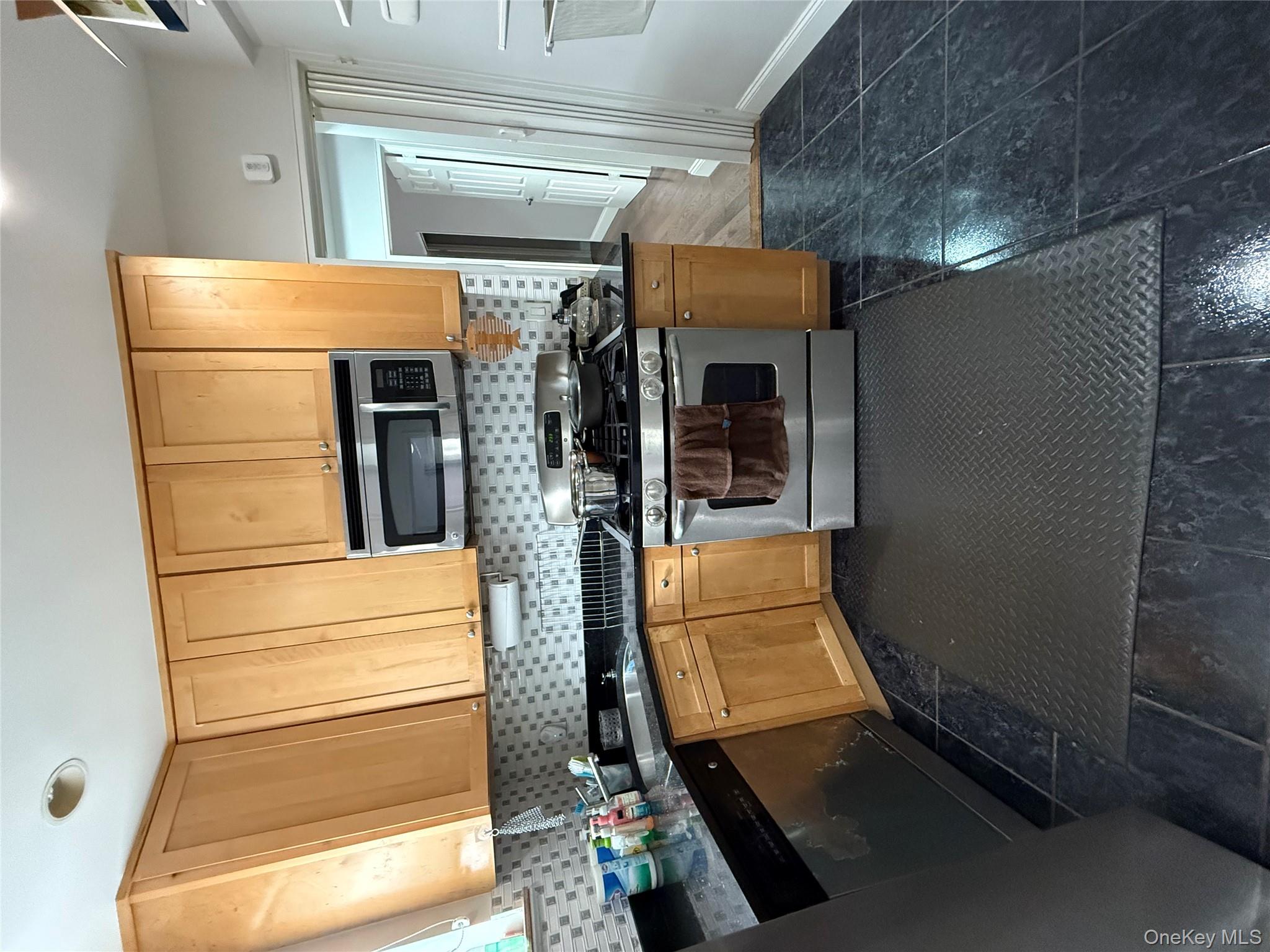 11020 71st Avenue # 319, Forest Hills, NY 11375