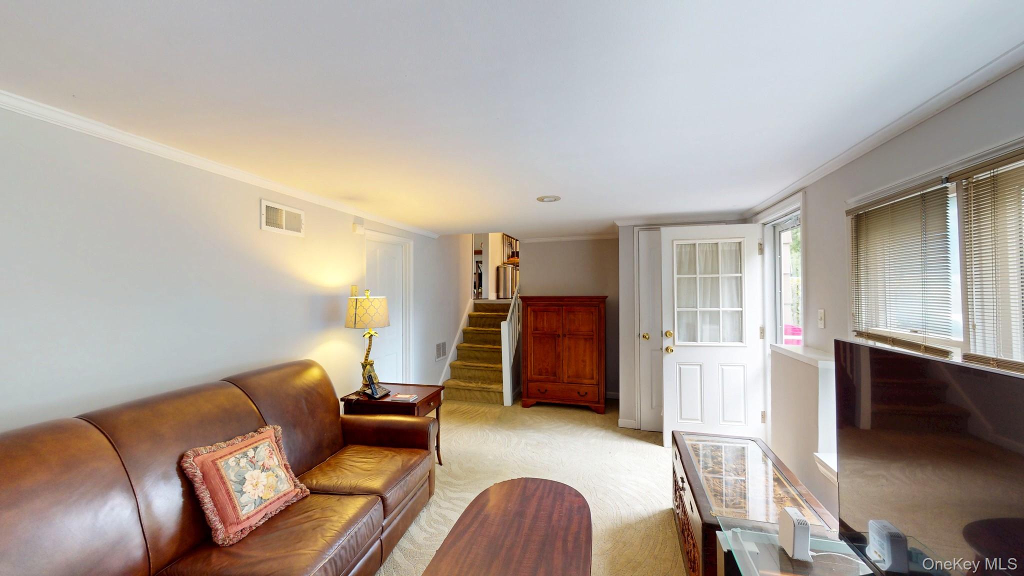 15 Iselin Drive, New Rochelle, NY 10804