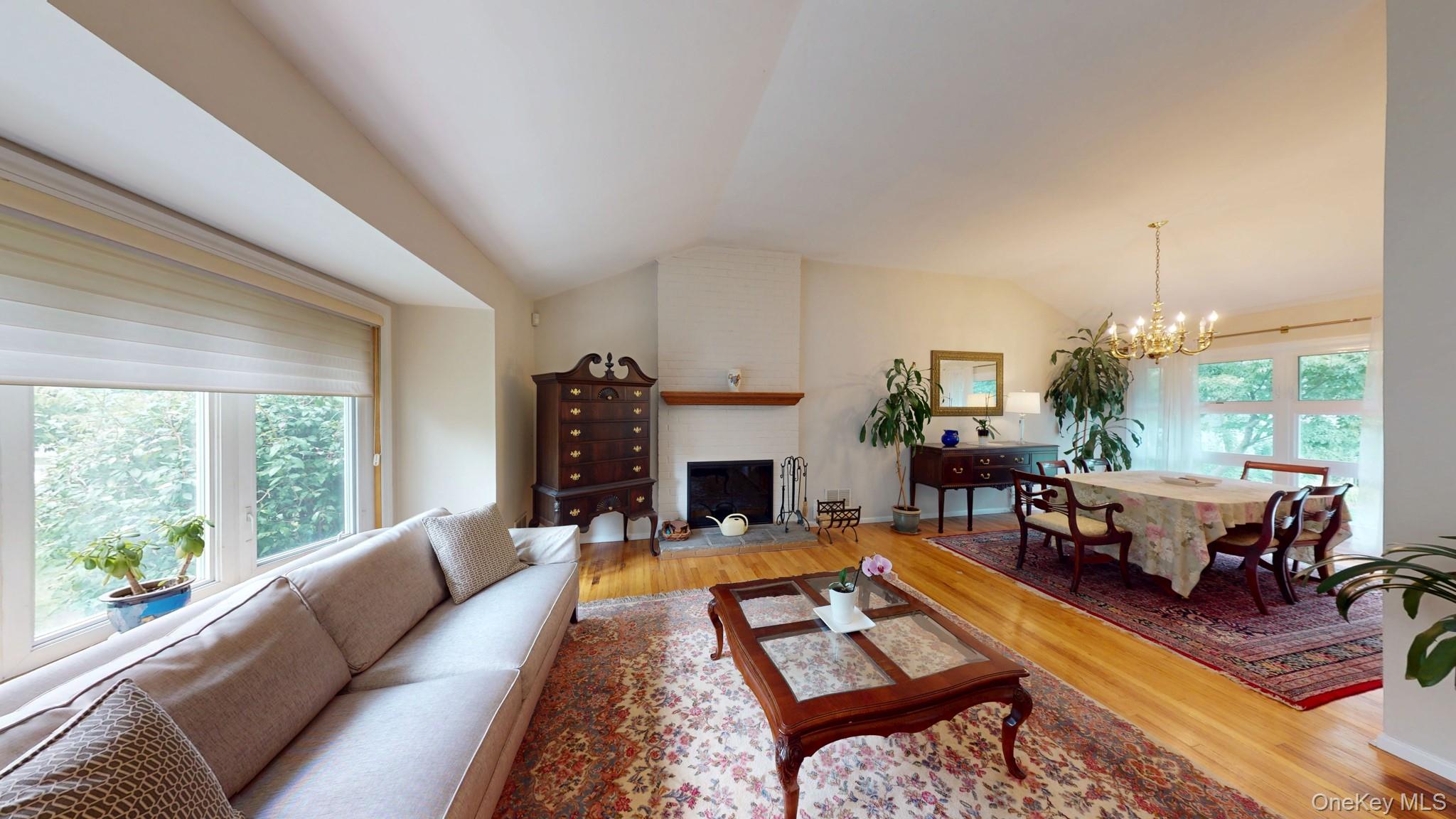 15 Iselin Drive, New Rochelle, NY 10804