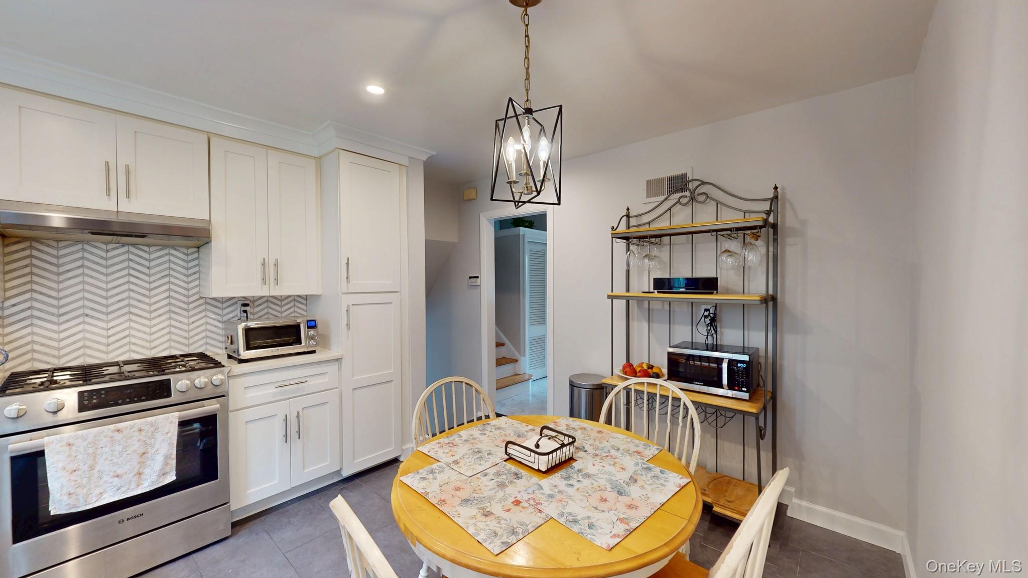 15 Iselin Drive, New Rochelle, NY 10804