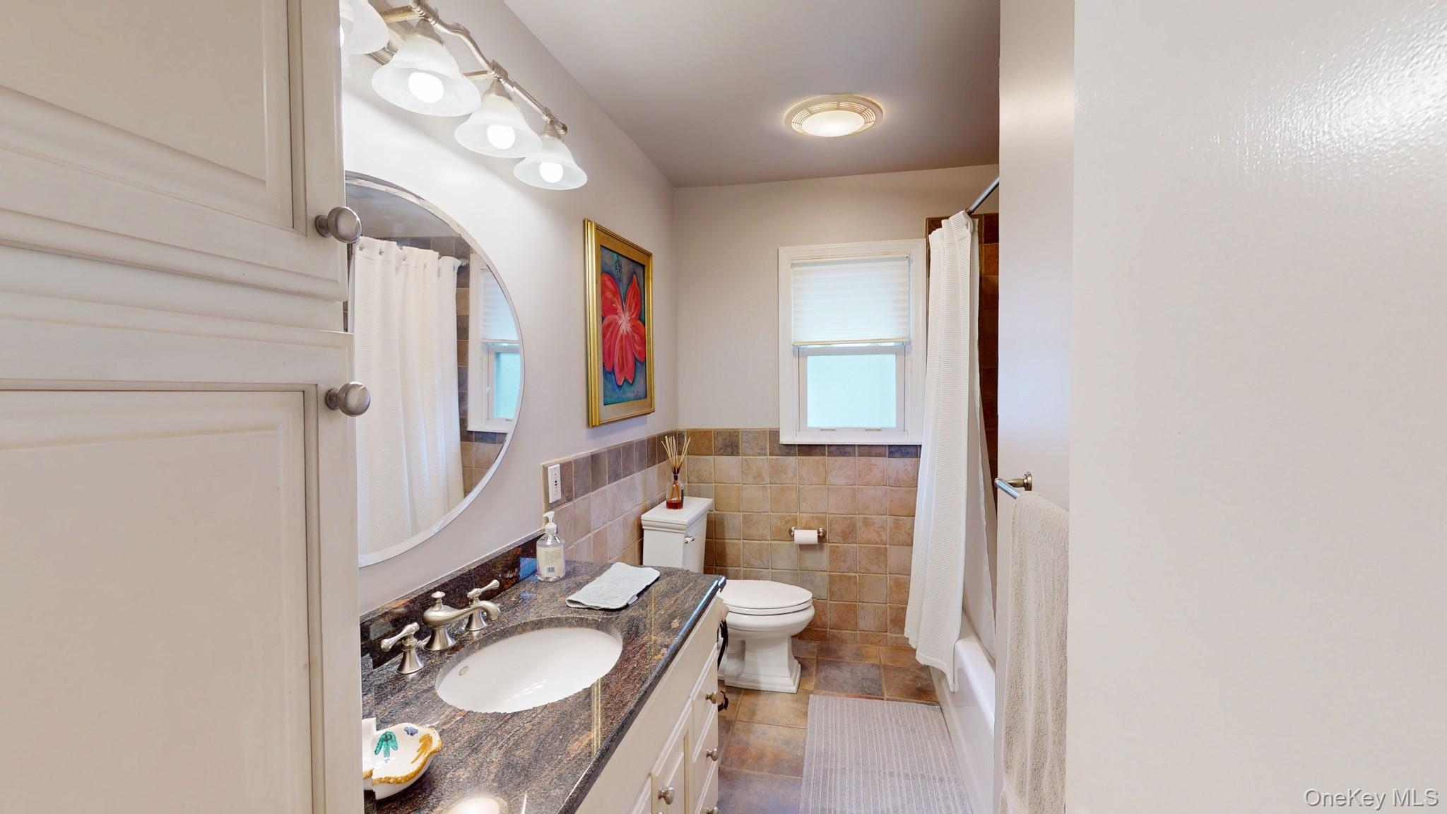 15 Iselin Drive, New Rochelle, NY 10804