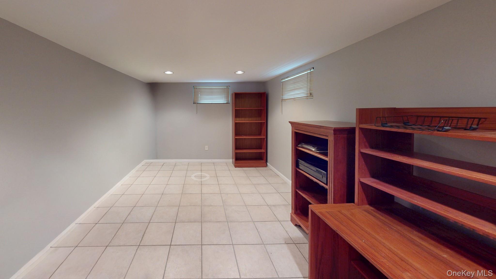 15 Iselin Drive, New Rochelle, NY 10804