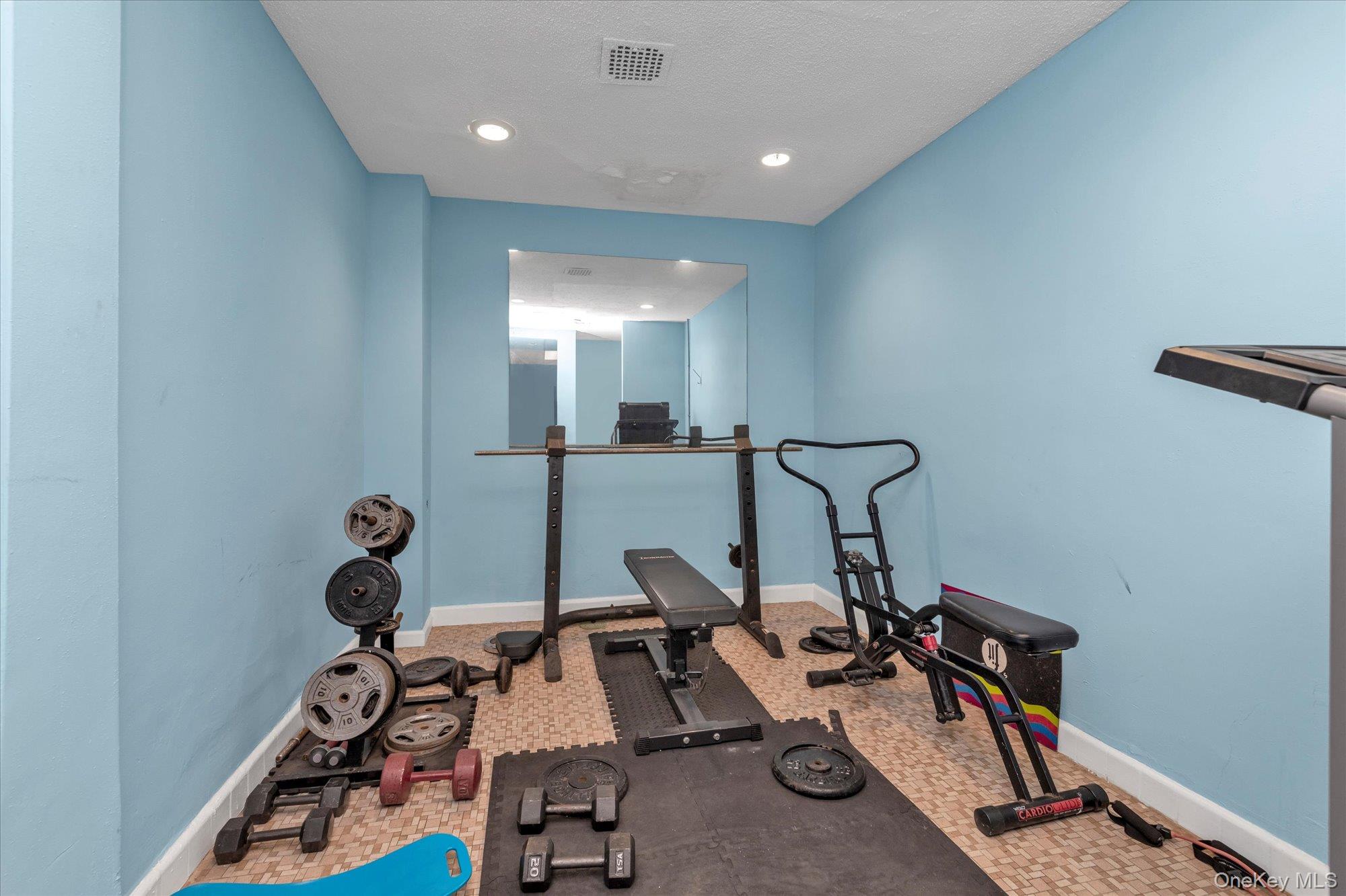 333 Broadway # 2C, Long Beach, NY 11561