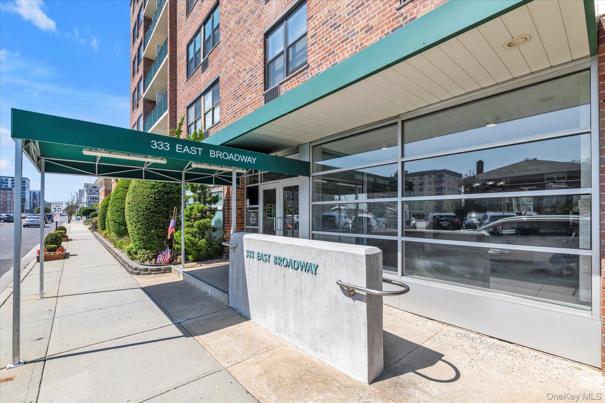 333 Broadway # 2C, Long Beach, NY 11561