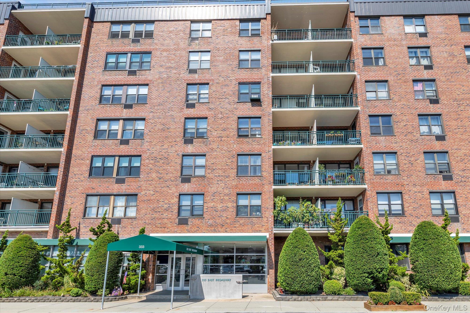 333 Broadway # 2C, Long Beach, NY 11561
