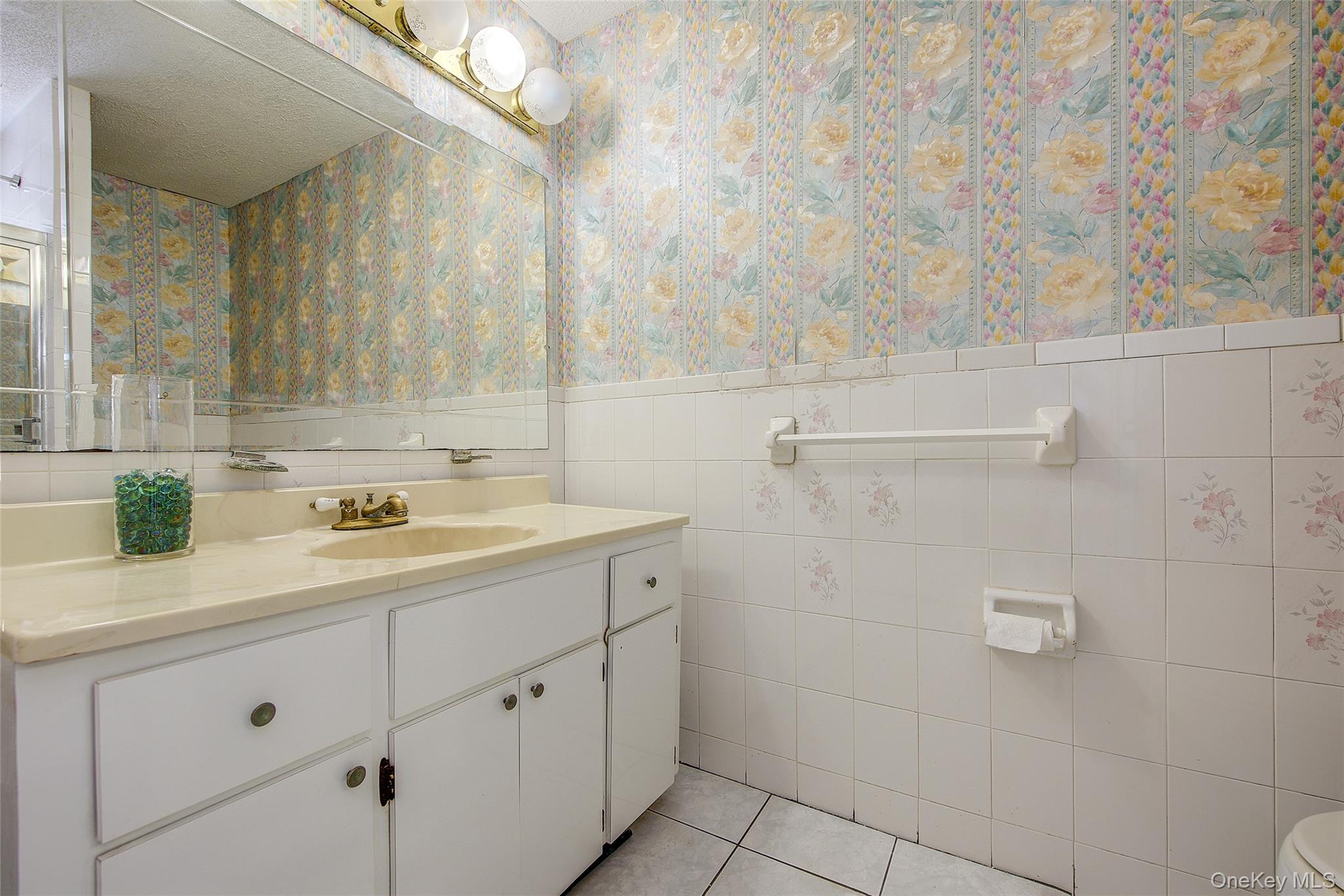 13759 232nd Street, Laurelton, NY 11413