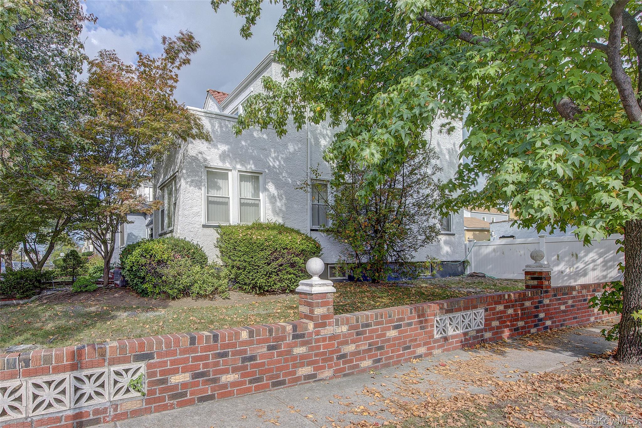 13759 232nd Street, Laurelton, NY 11413