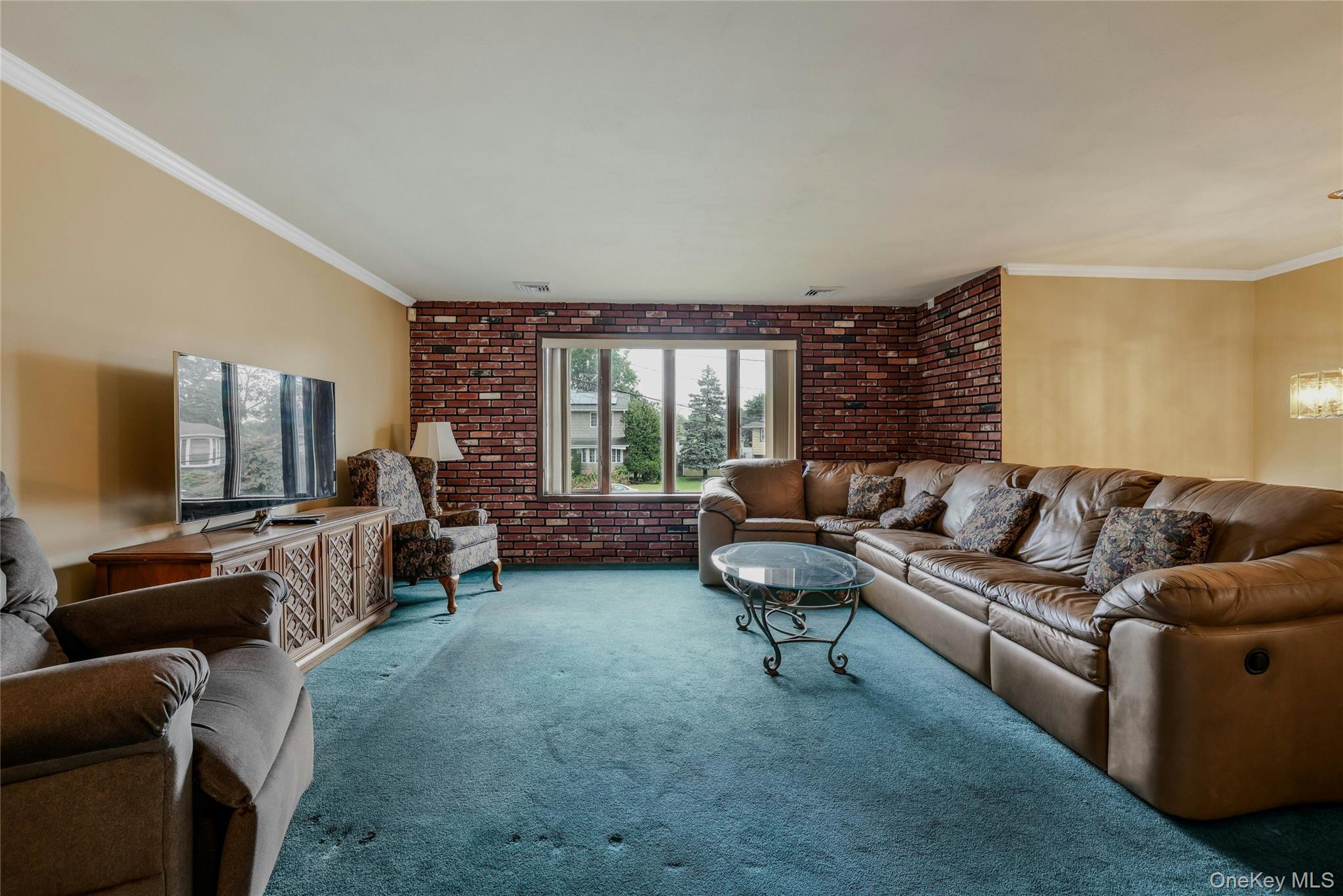 946 Edwards Boulevard, North Valley Stream, NY 11580