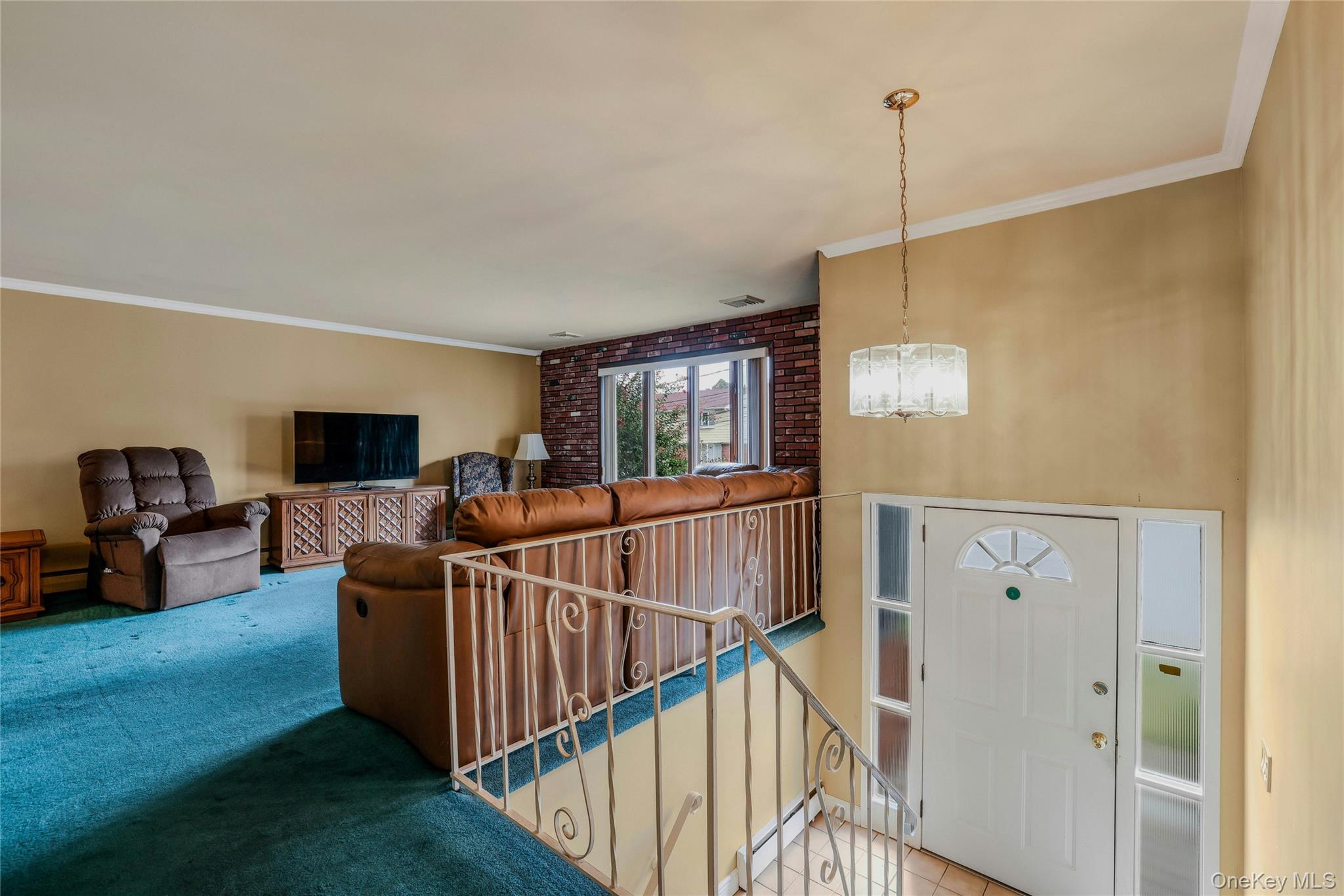 946 Edwards Boulevard, North Valley Stream, NY 11580