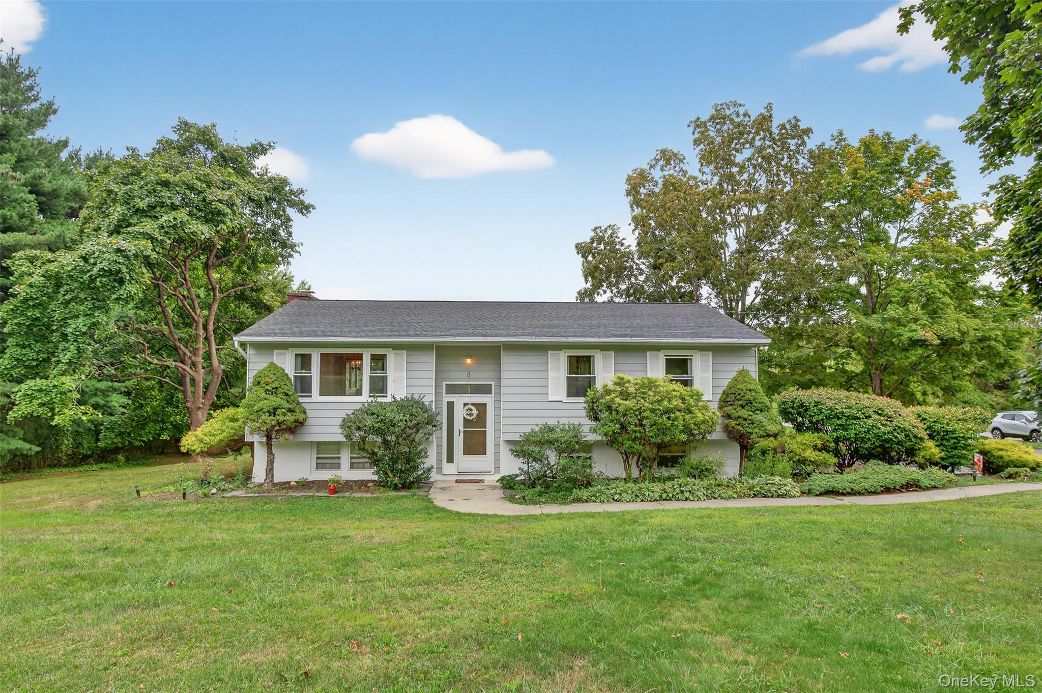 8 Perkinsville Road, Highland, NY 12528