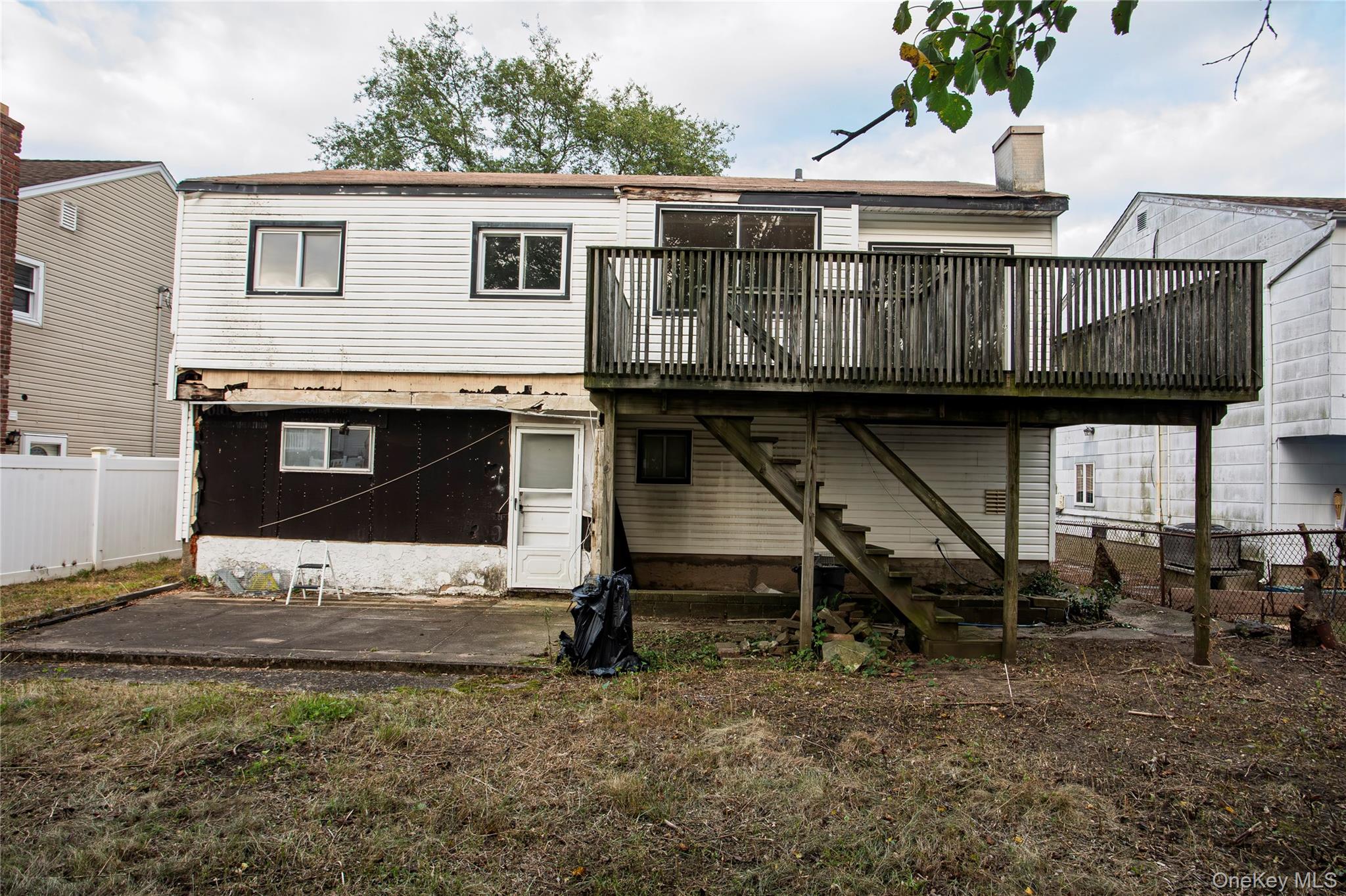 292 Westside Avenue, Freeport, NY 11520