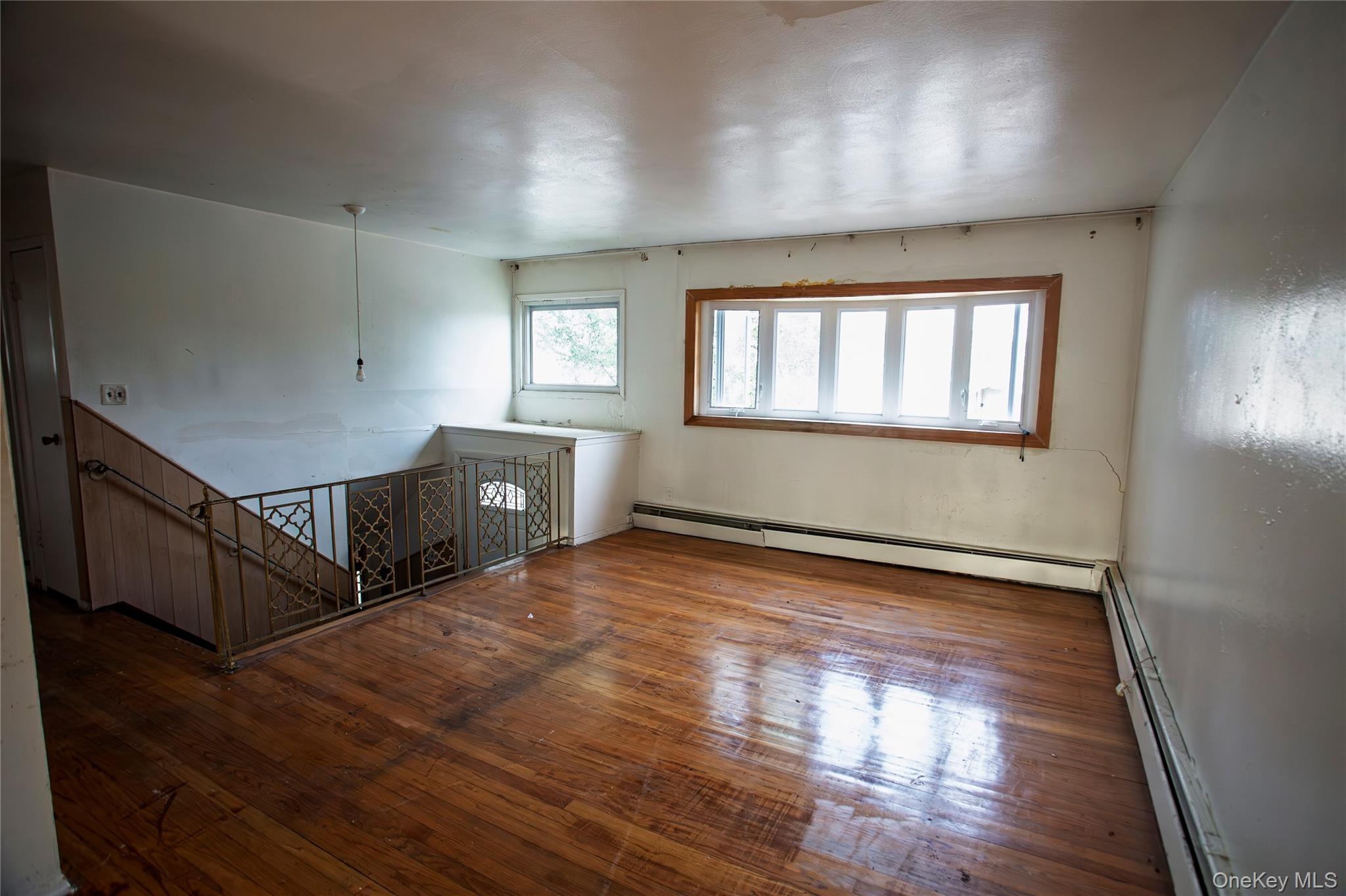 292 Westside Avenue, Freeport, NY 11520