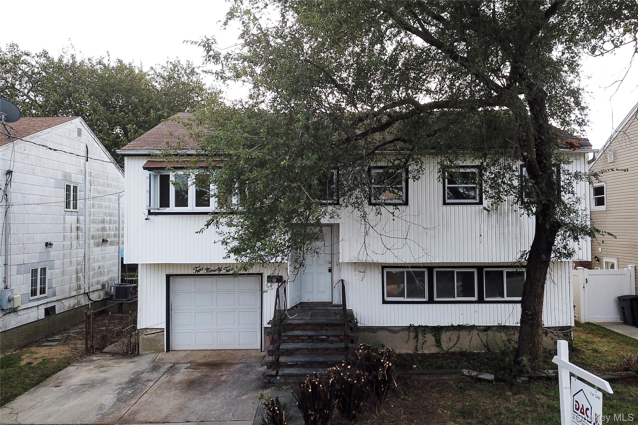 292 Westside Avenue, Freeport, NY 11520