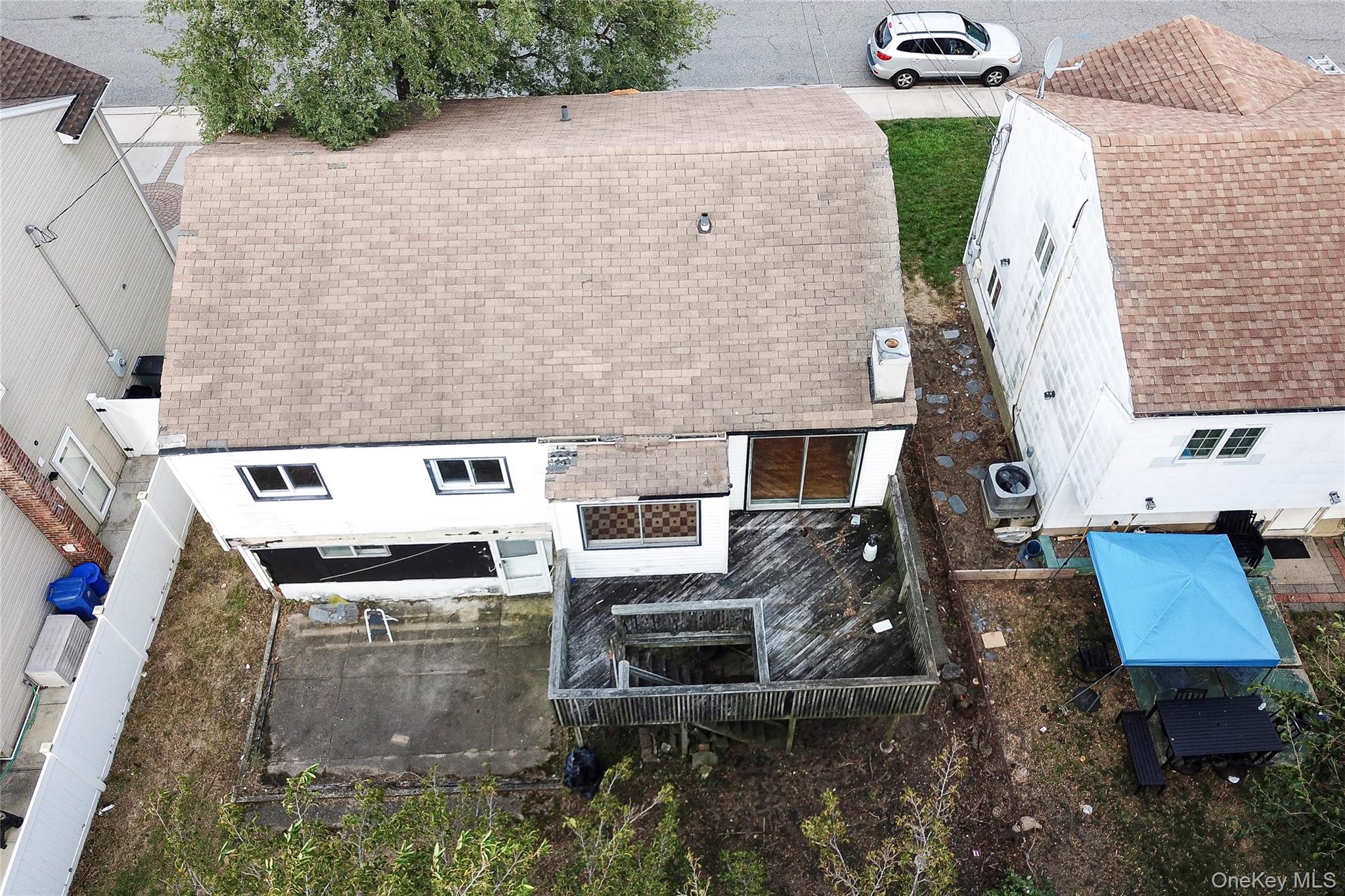 292 Westside Avenue, Freeport, NY 11520