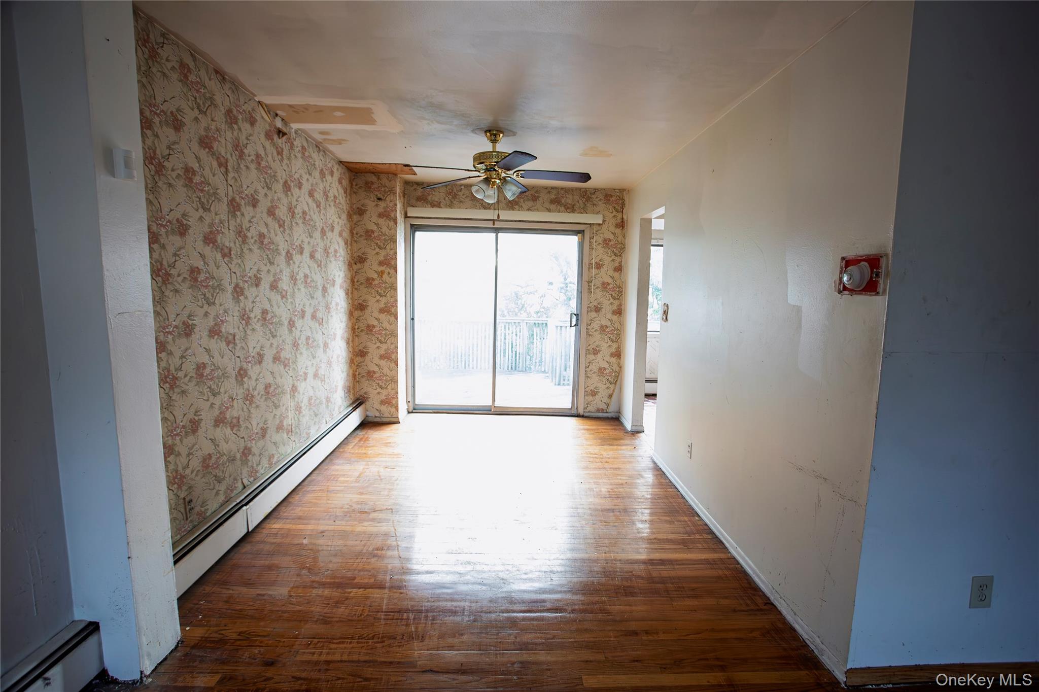 292 Westside Avenue, Freeport, NY 11520