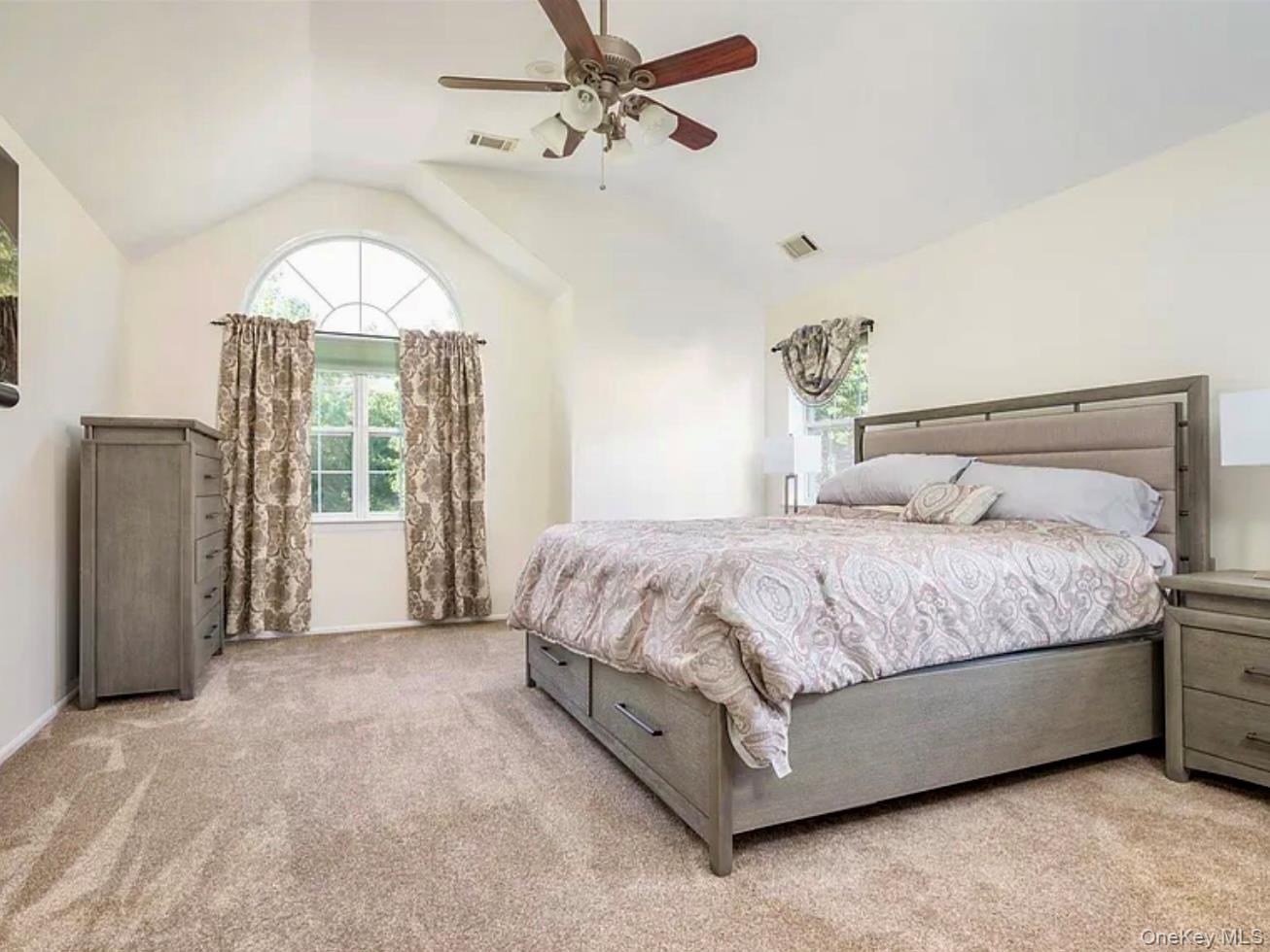 27 Enchanted Forest Road, Smithtown, NY 11754