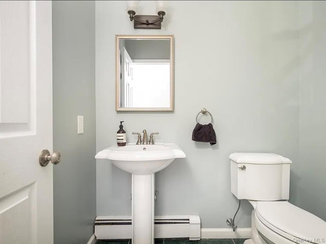 27 Enchanted Forest Road, Smithtown, NY 11754