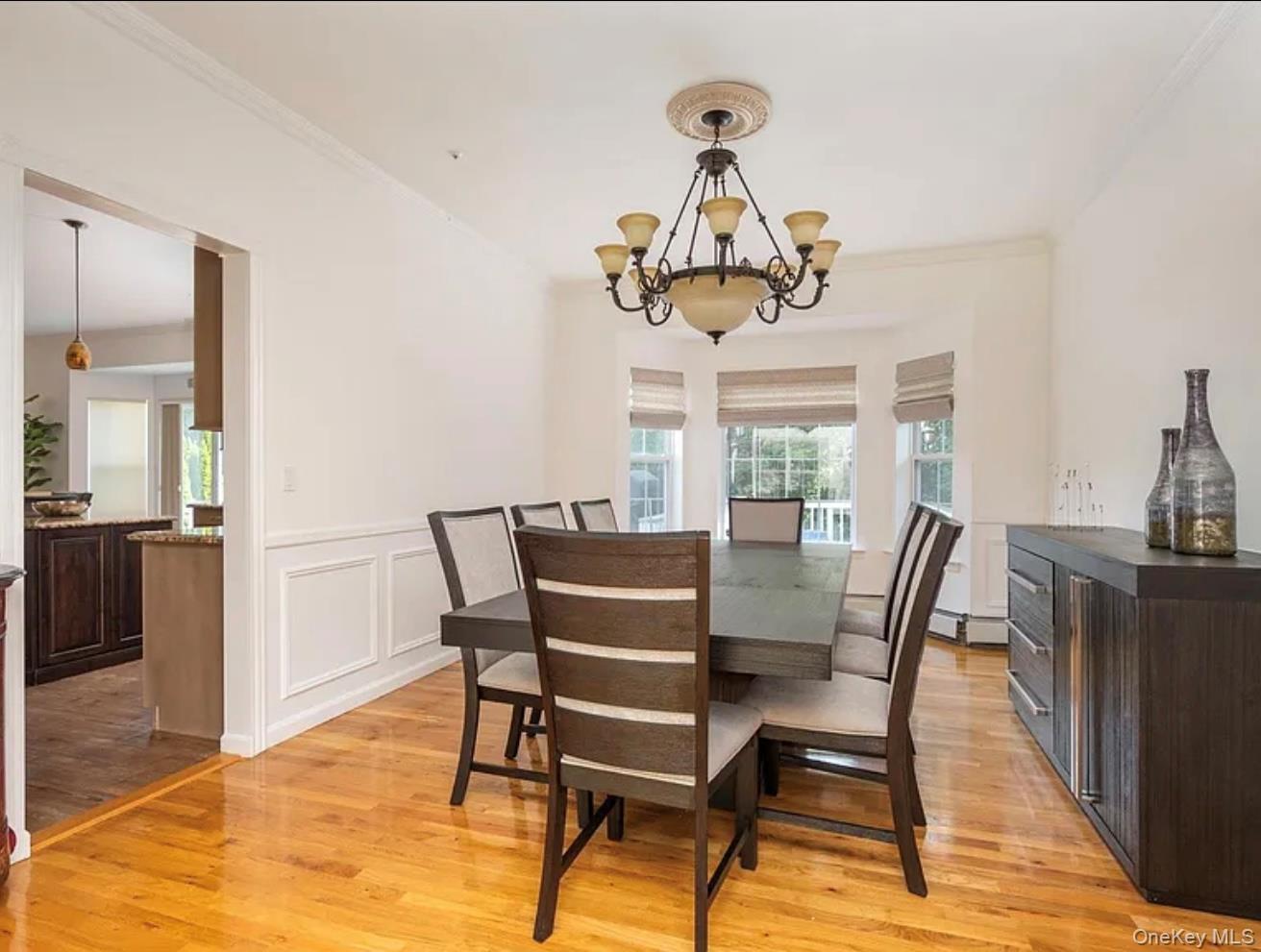 27 Enchanted Forest Road, Smithtown, NY 11754