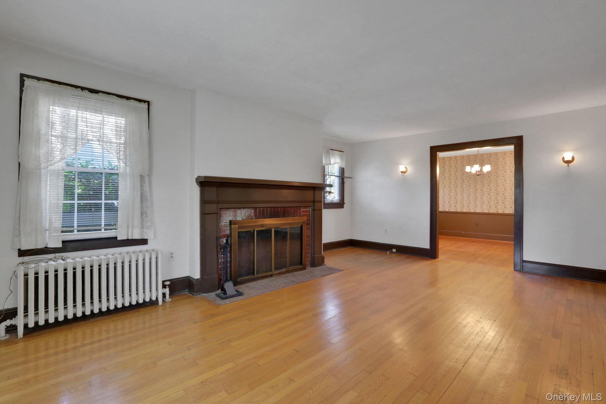 94 Roosevelt Avenue, Kingston, NY 12401